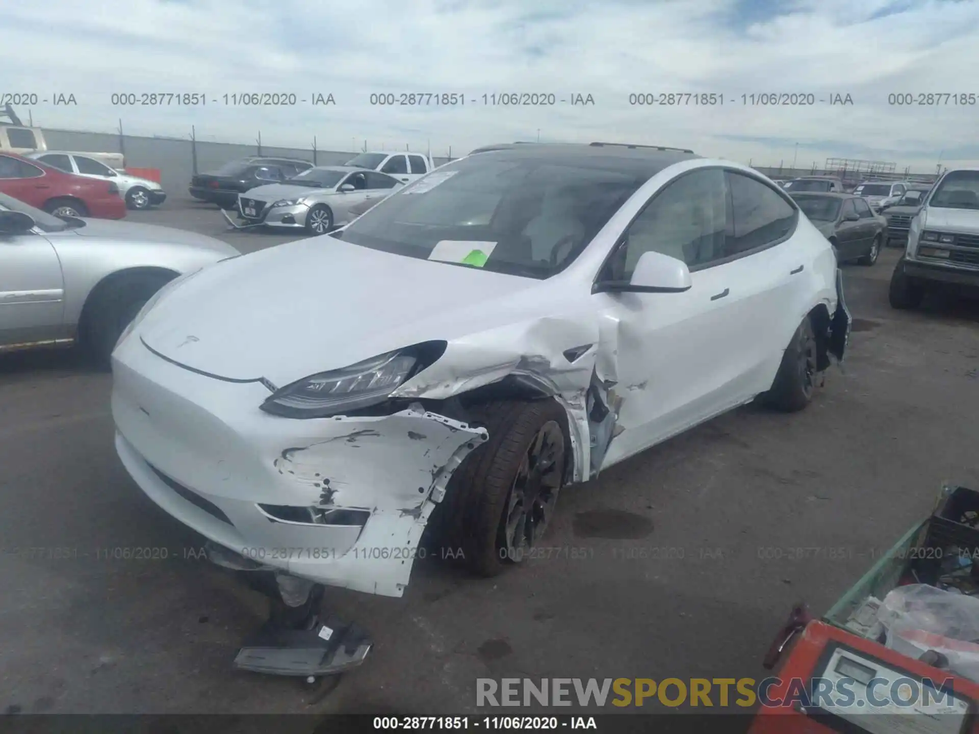 2 Photograph of a damaged car 5YJYGDEE5LF040543 TESLA MODEL Y 2020