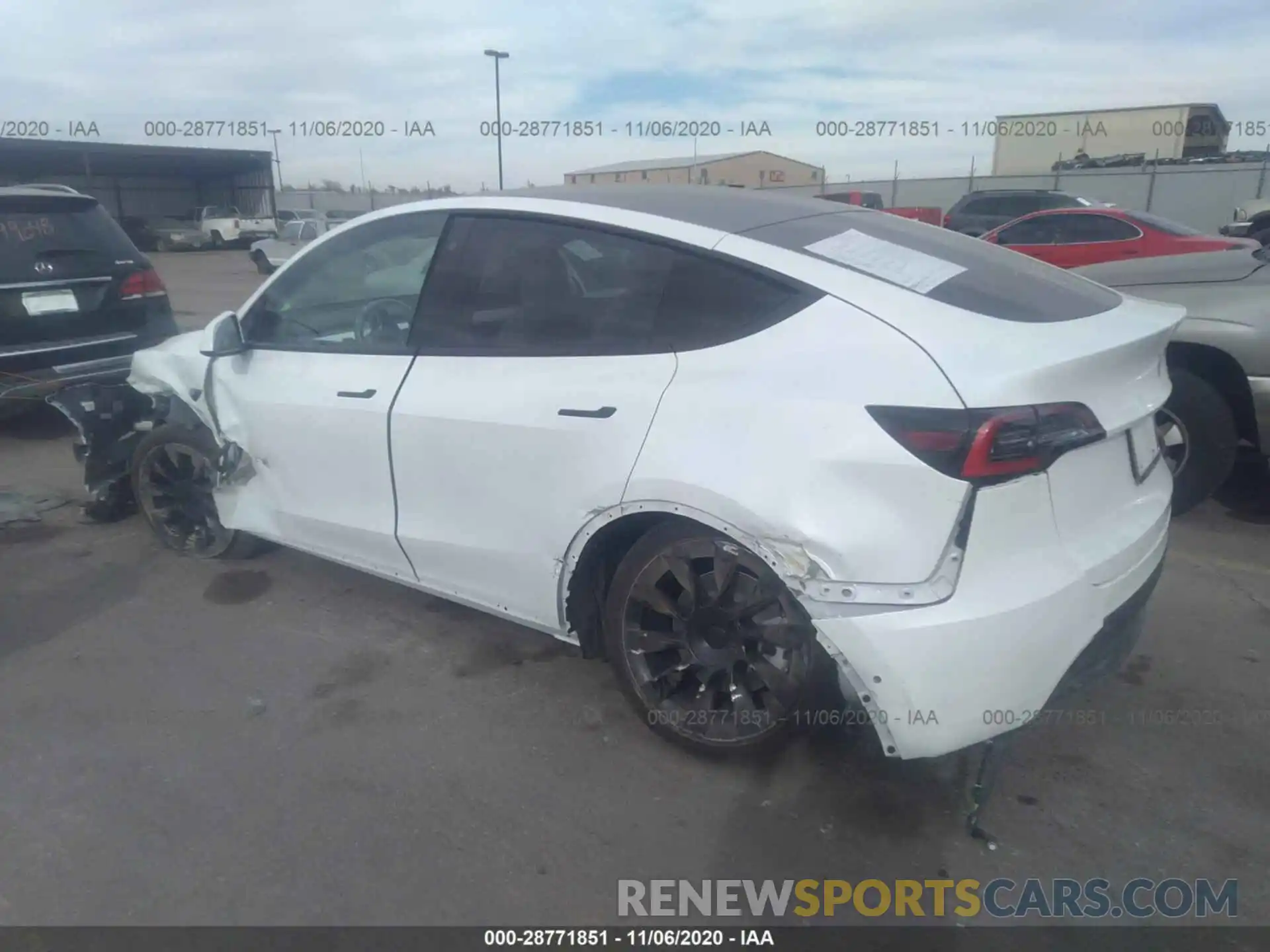 6 Photograph of a damaged car 5YJYGDEE5LF040543 TESLA MODEL Y 2020