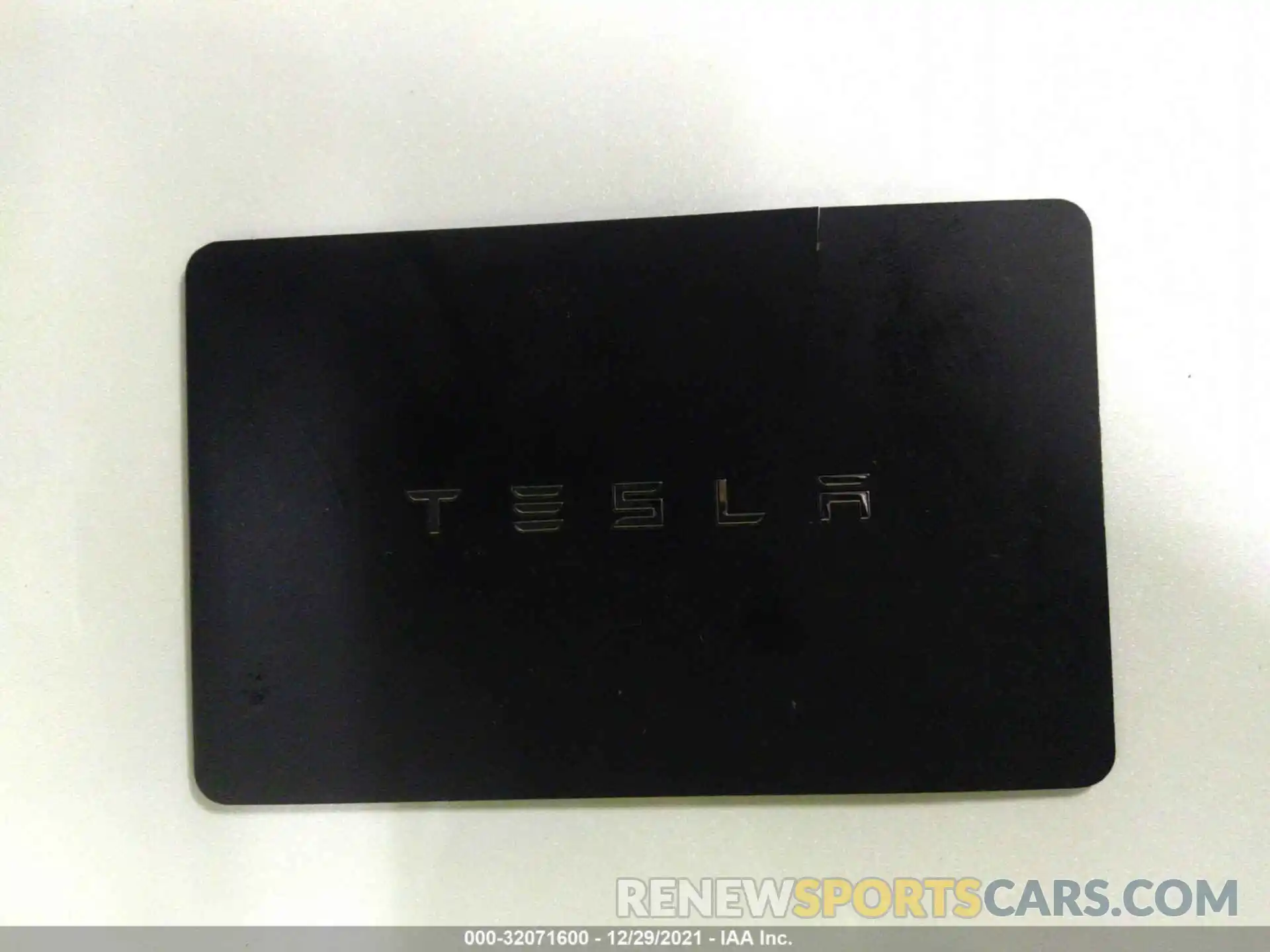 11 Photograph of a damaged car 5YJYGDEE5LF044219 TESLA MODEL Y 2020