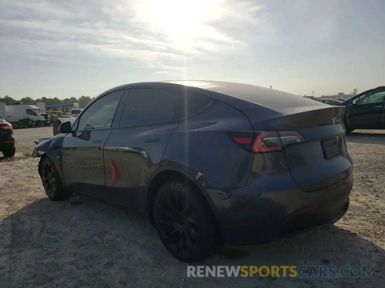 3 Photograph of a damaged car 5YJYGDEE5LF046021 TESLA MODEL Y 2020