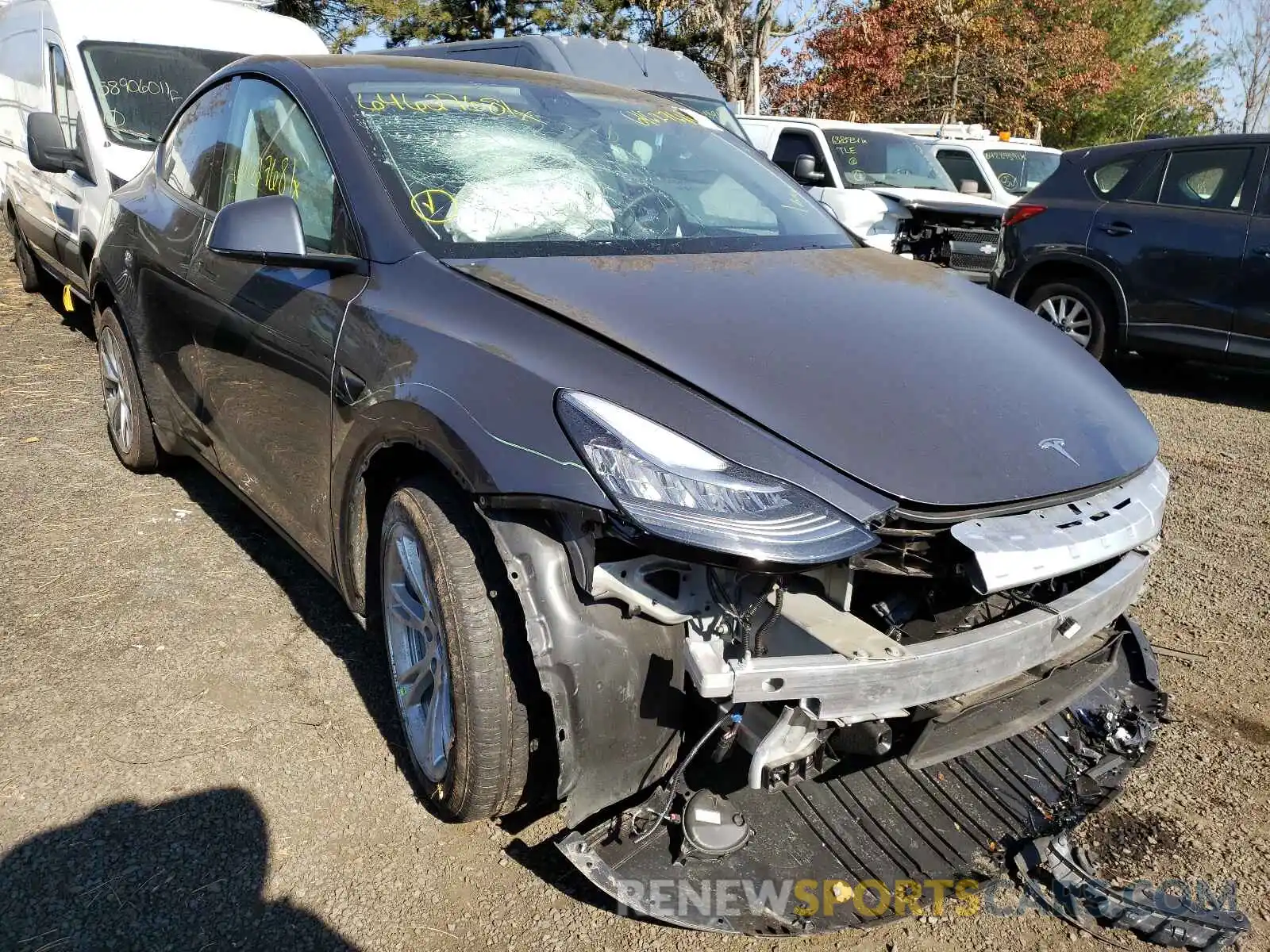 1 Photograph of a damaged car 5YJYGDEE5LF046617 TESLA MODEL Y 2020