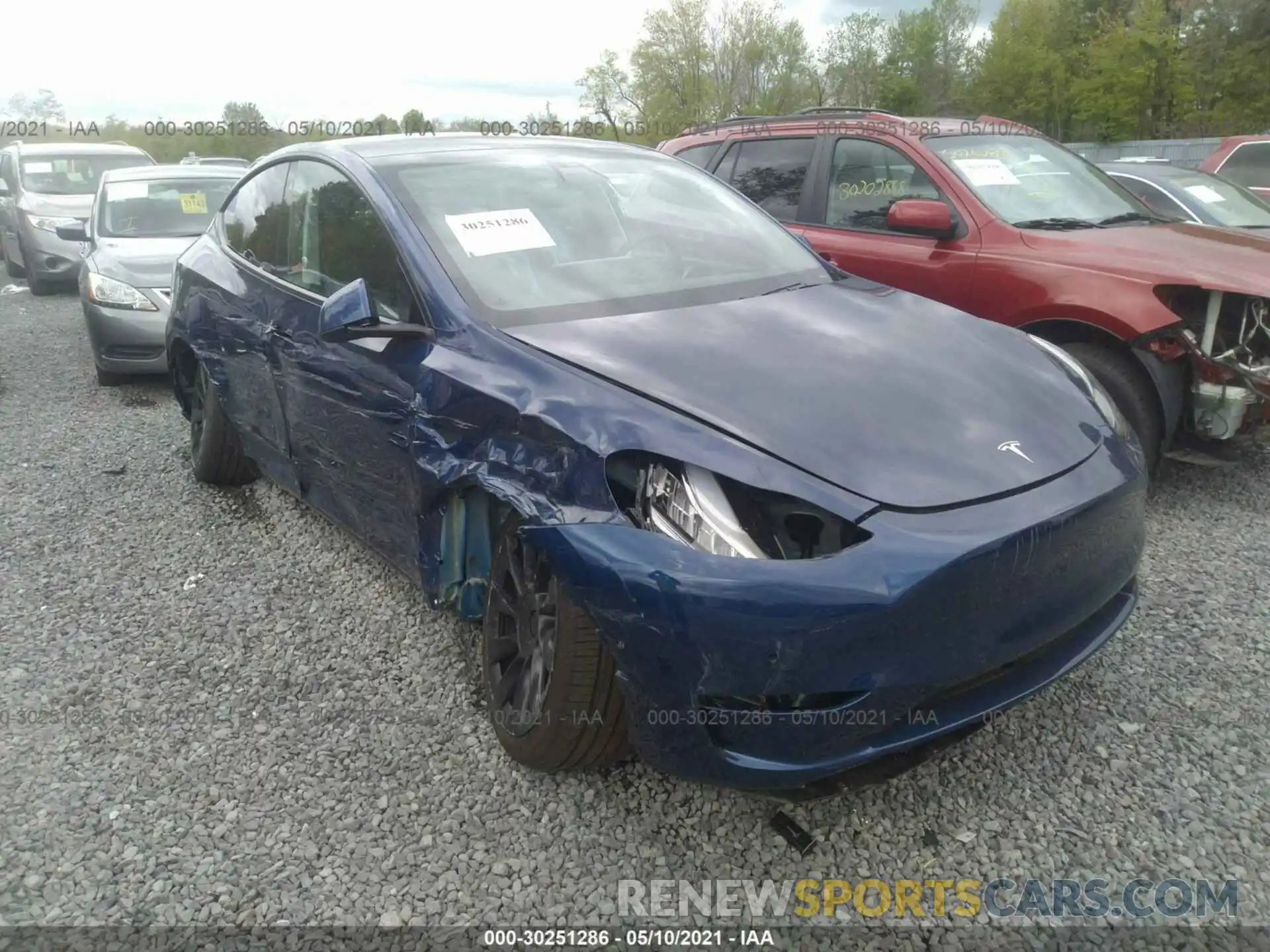 1 Фотография поврежденного автомобиля 5YJYGDEE5LF048576 TESLA MODEL Y 2020