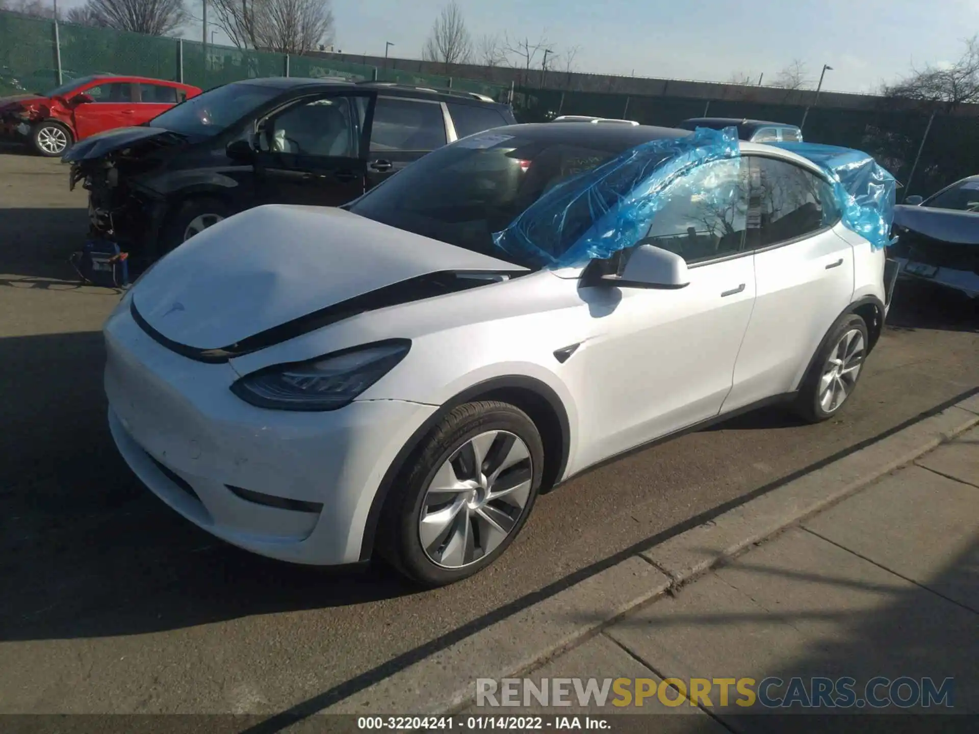 2 Фотография поврежденного автомобиля 5YJYGDEE5LF049257 TESLA MODEL Y 2020