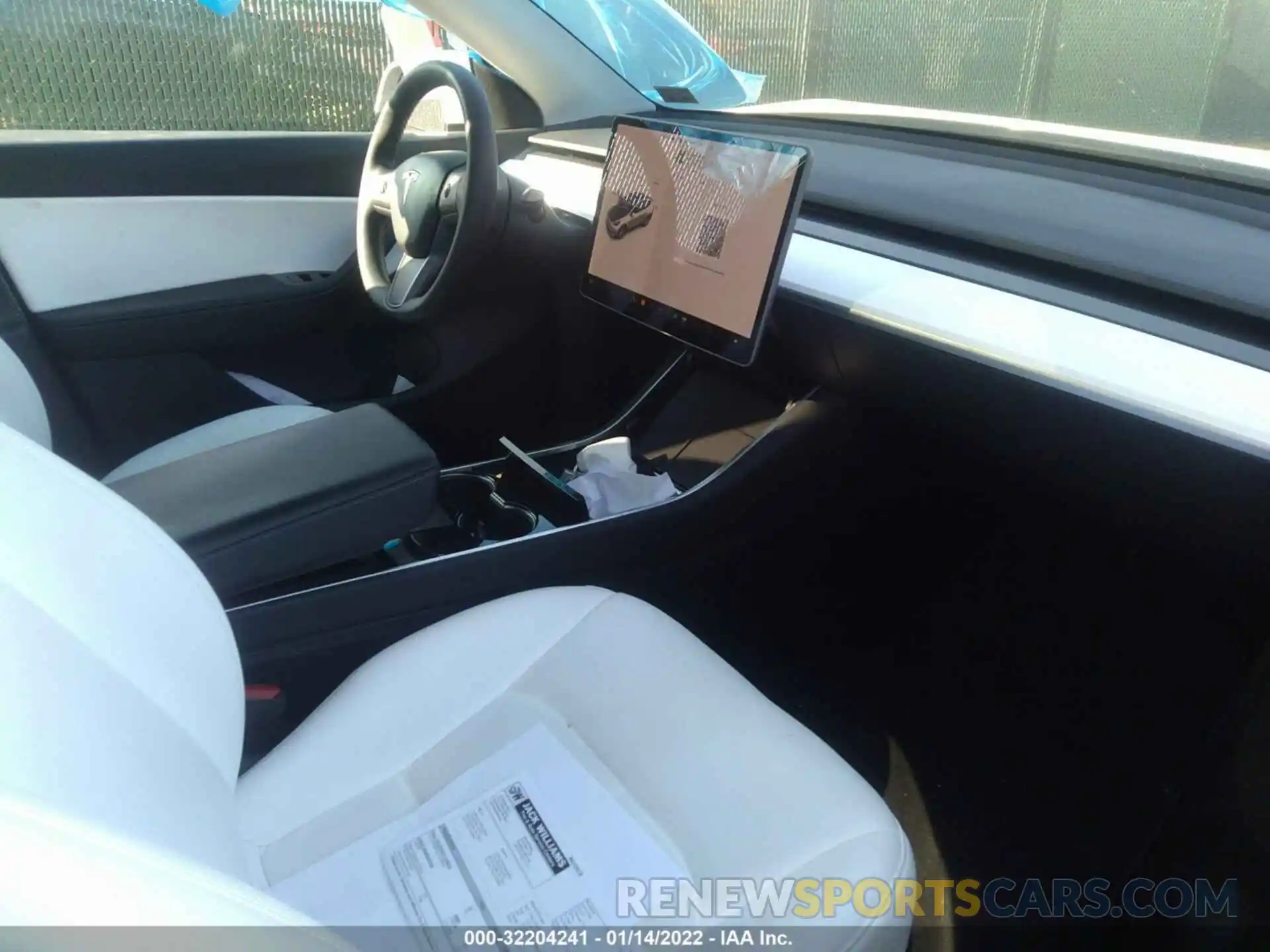 5 Photograph of a damaged car 5YJYGDEE5LF049257 TESLA MODEL Y 2020