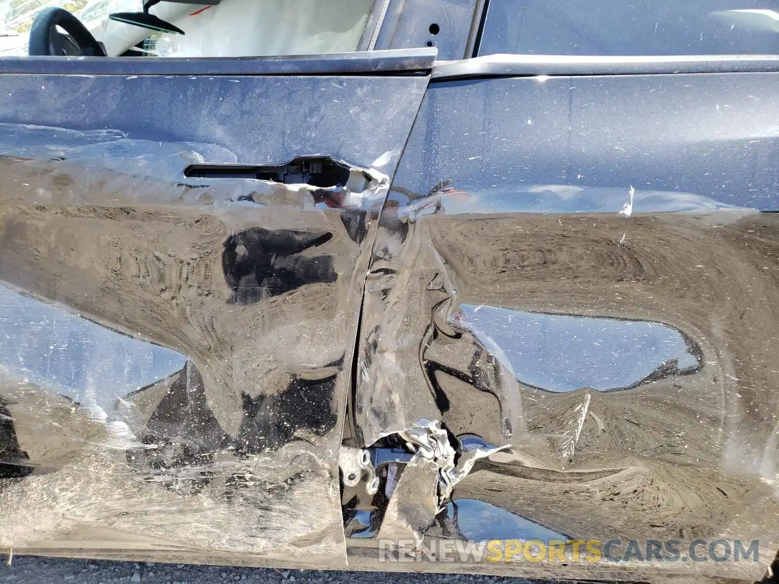 10 Photograph of a damaged car 5YJYGDEE5LF053342 TESLA MODEL Y 2020