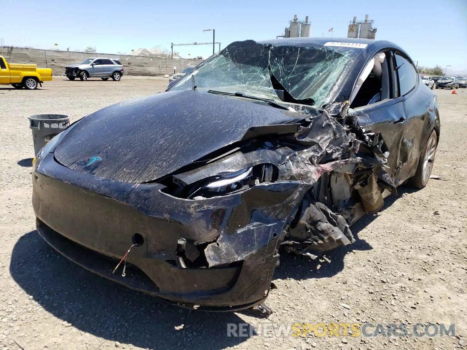 2 Photograph of a damaged car 5YJYGDEE5LF053342 TESLA MODEL Y 2020