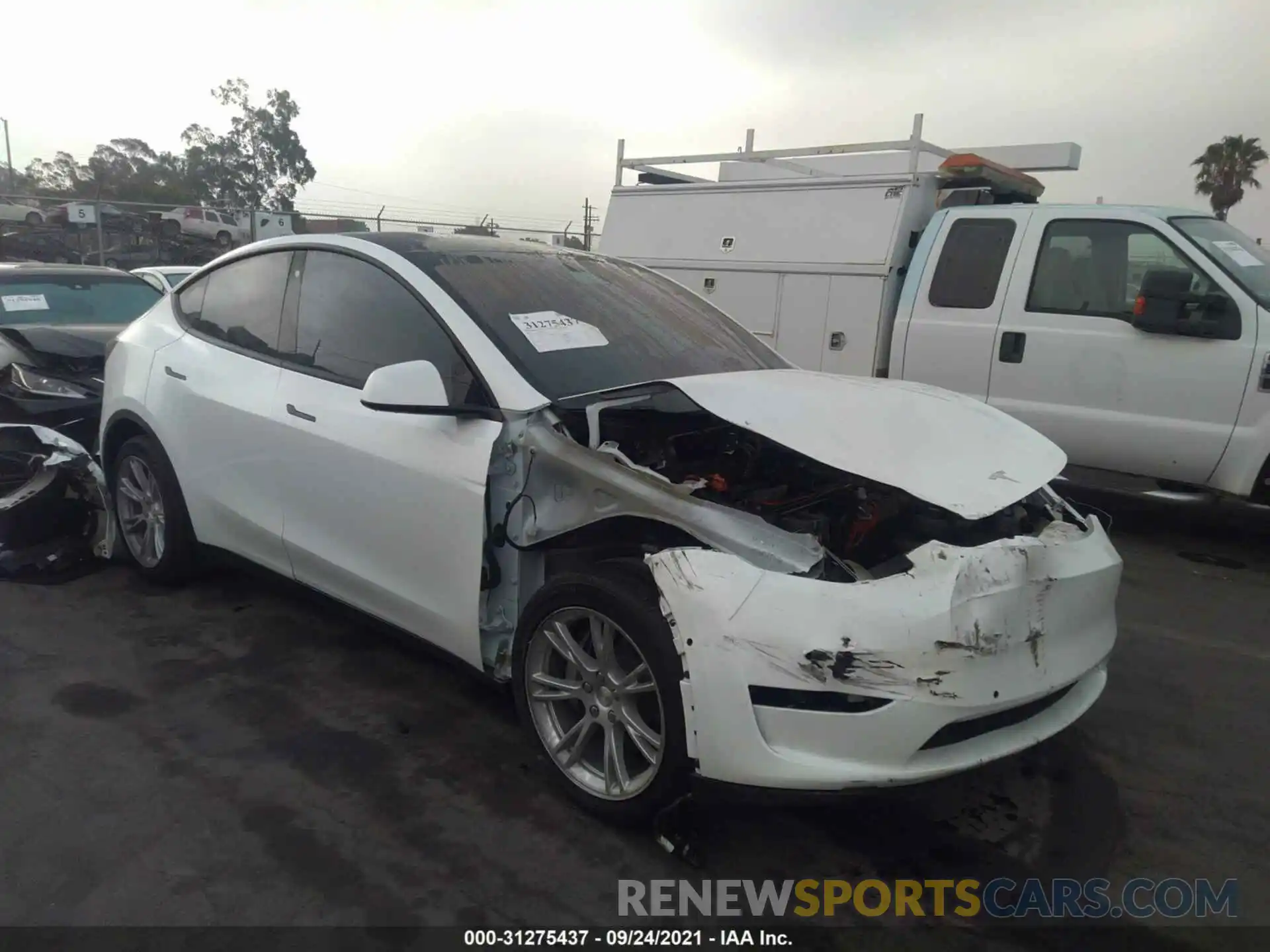 1 Photograph of a damaged car 5YJYGDEE5LF054426 TESLA MODEL Y 2020