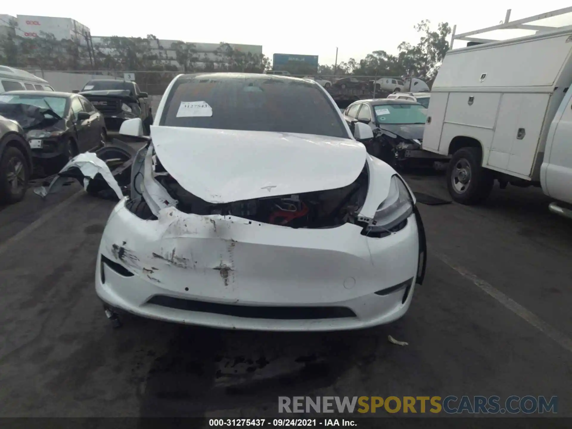 6 Photograph of a damaged car 5YJYGDEE5LF054426 TESLA MODEL Y 2020