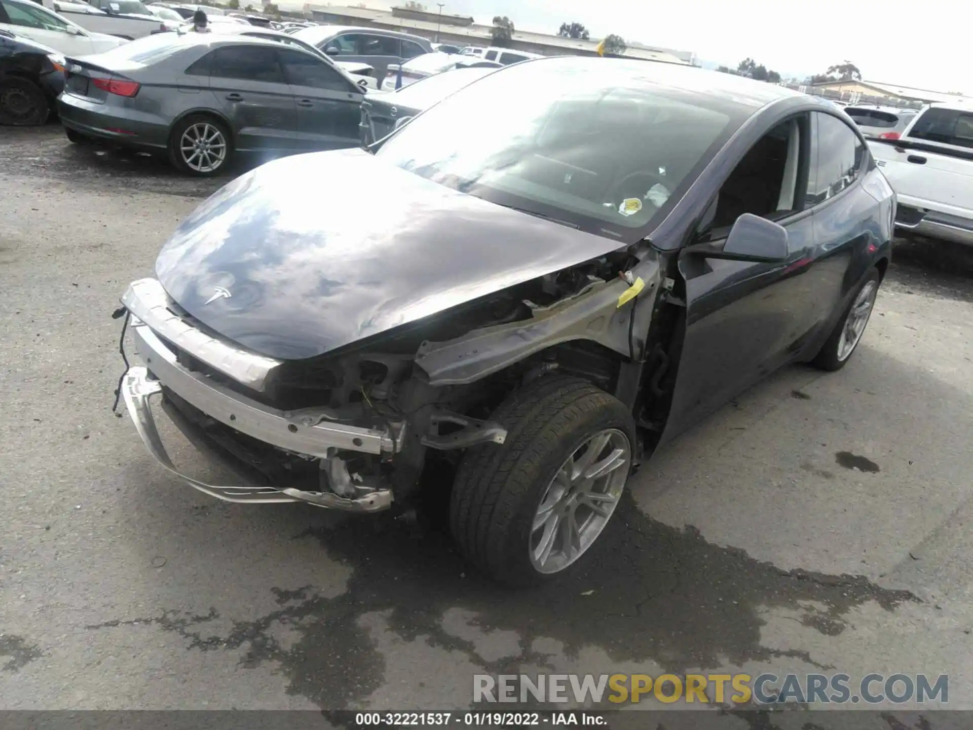 2 Photograph of a damaged car 5YJYGDEE5LF055057 TESLA MODEL Y 2020