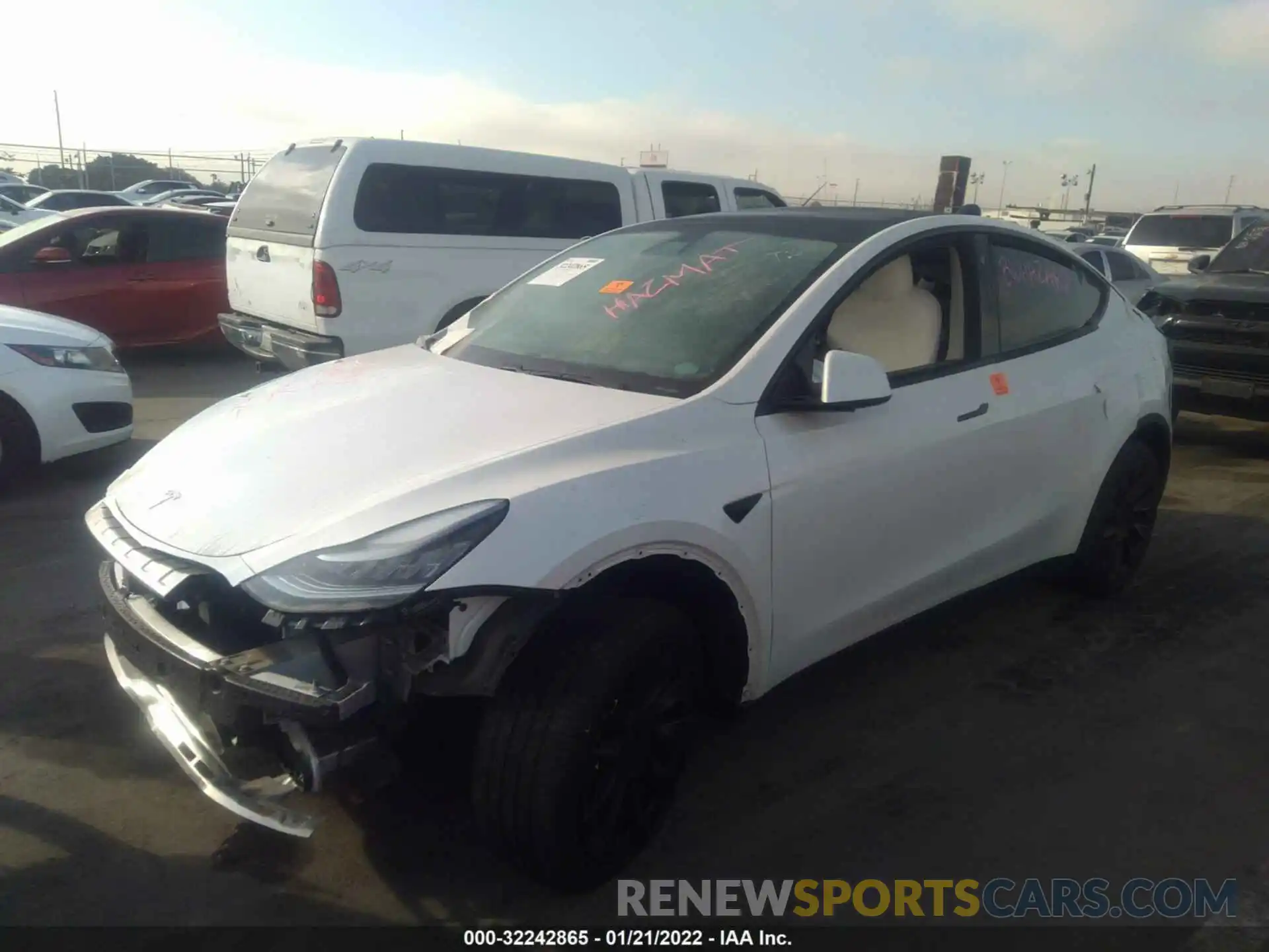 2 Photograph of a damaged car 5YJYGDEE5LF056175 TESLA MODEL Y 2020