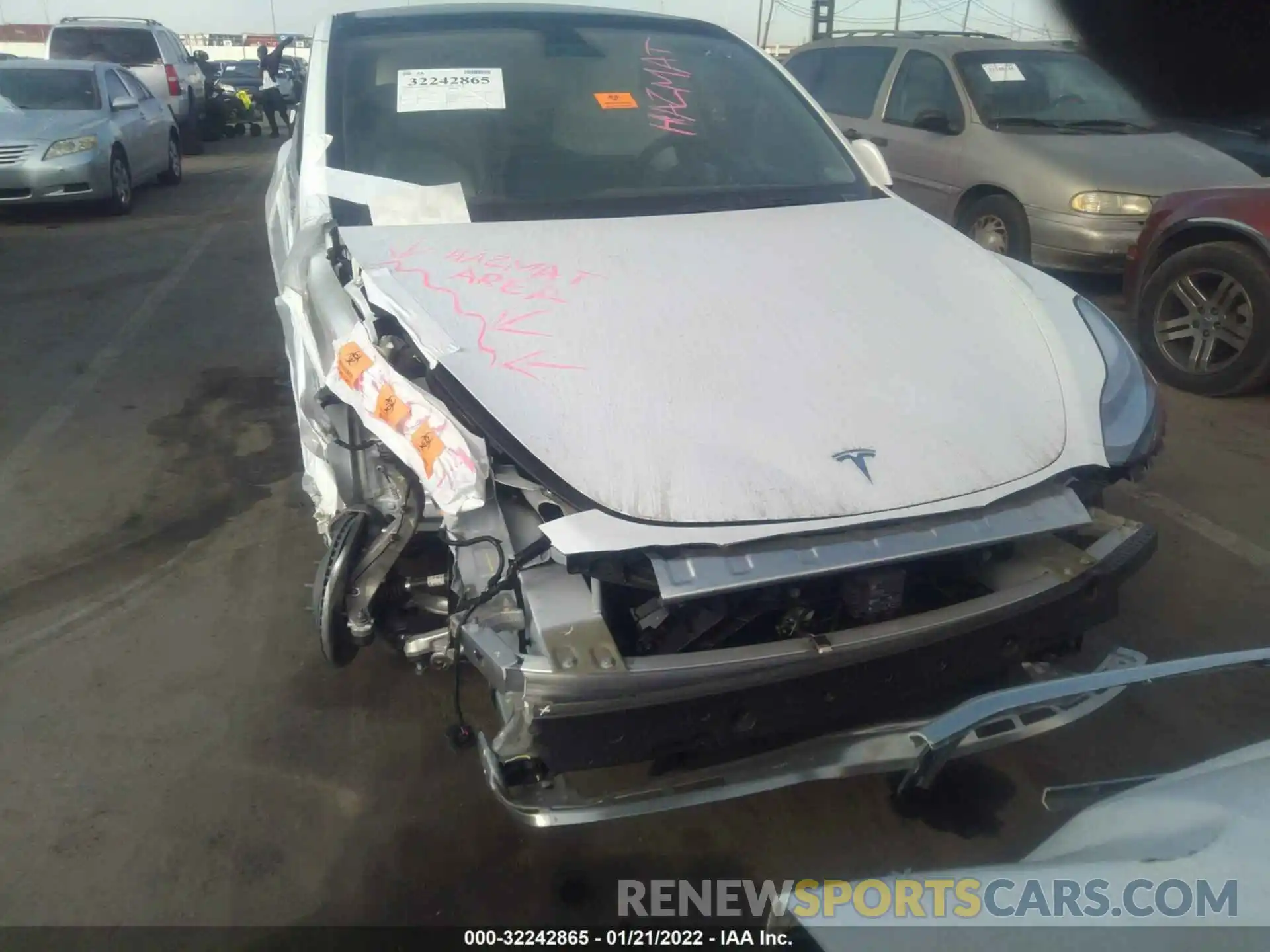 6 Photograph of a damaged car 5YJYGDEE5LF056175 TESLA MODEL Y 2020