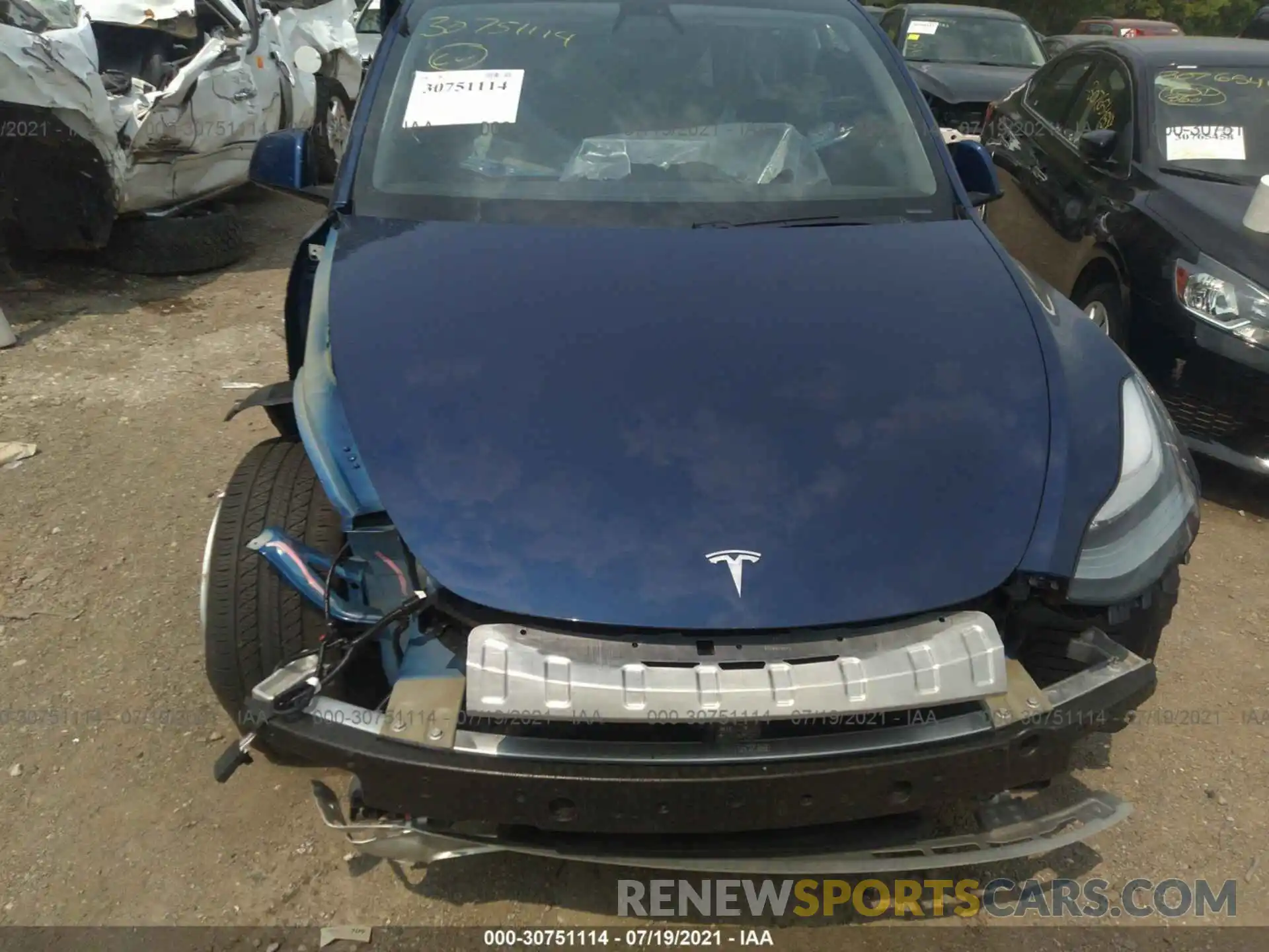 10 Фотография поврежденного автомобиля 5YJYGDEE6LF007115 TESLA MODEL Y 2020