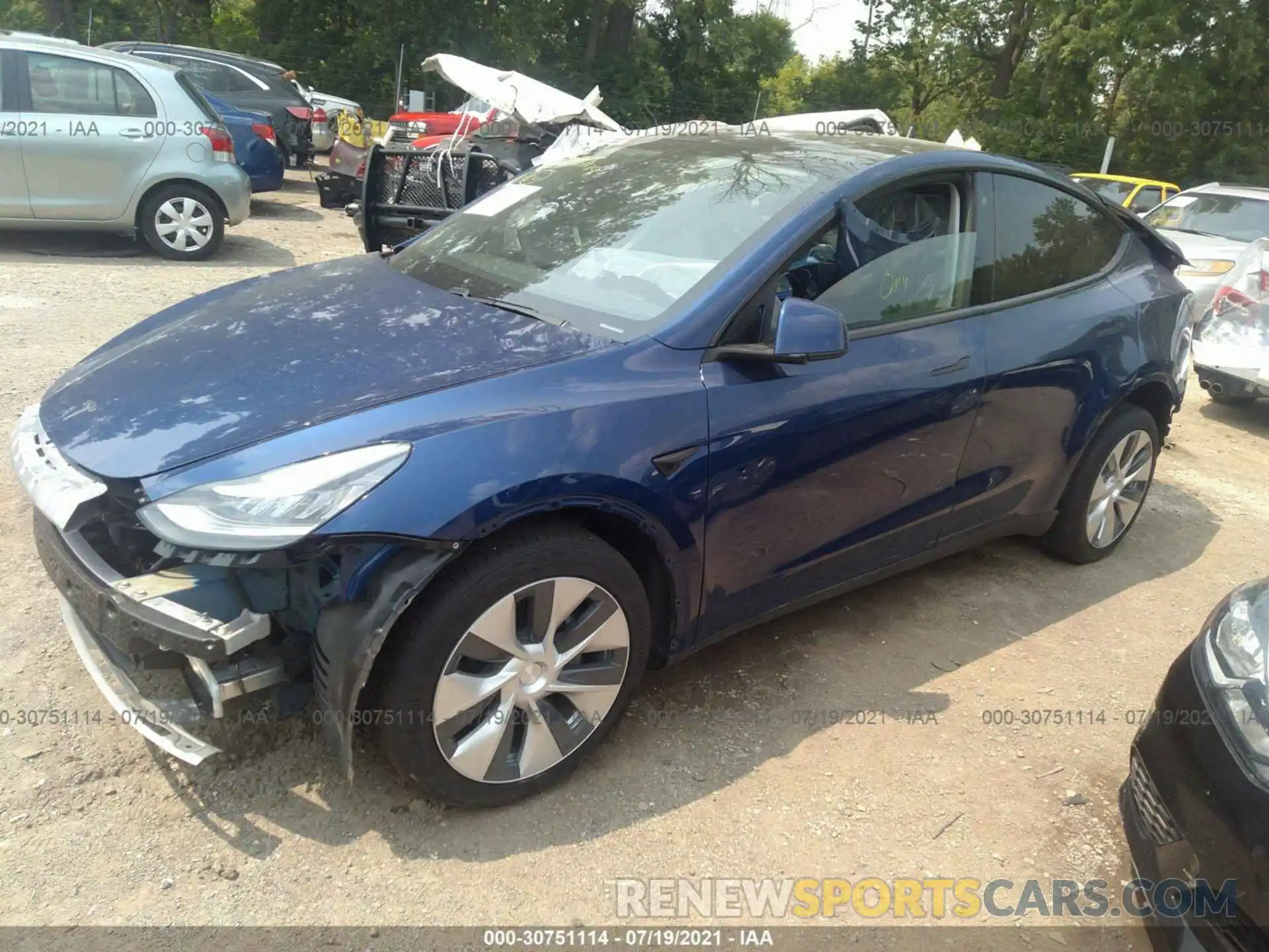 2 Photograph of a damaged car 5YJYGDEE6LF007115 TESLA MODEL Y 2020