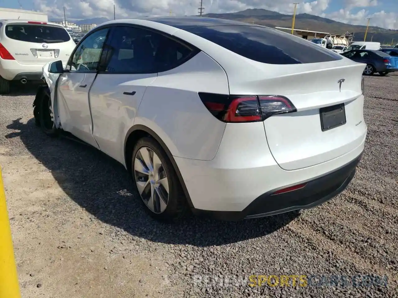 3 Photograph of a damaged car 5YJYGDEE6LF009088 TESLA MODEL Y 2020