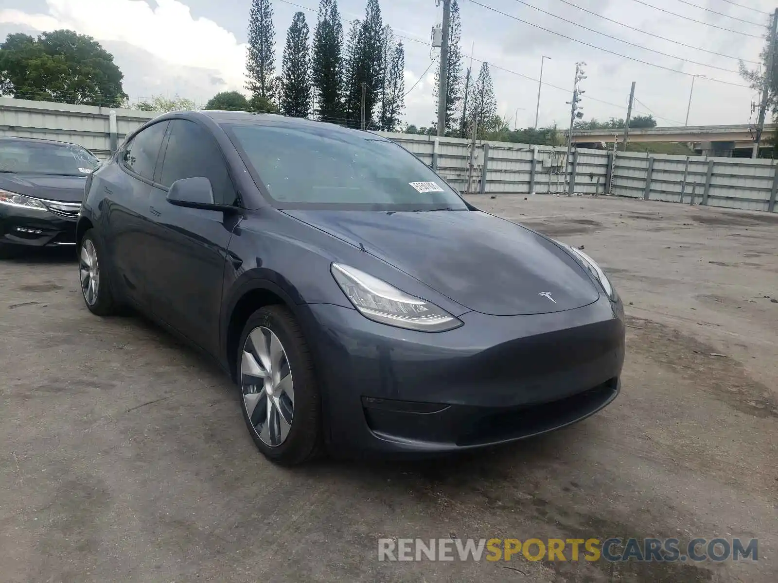 1 Photograph of a damaged car 5YJYGDEE6LF013349 TESLA MODEL Y 2020