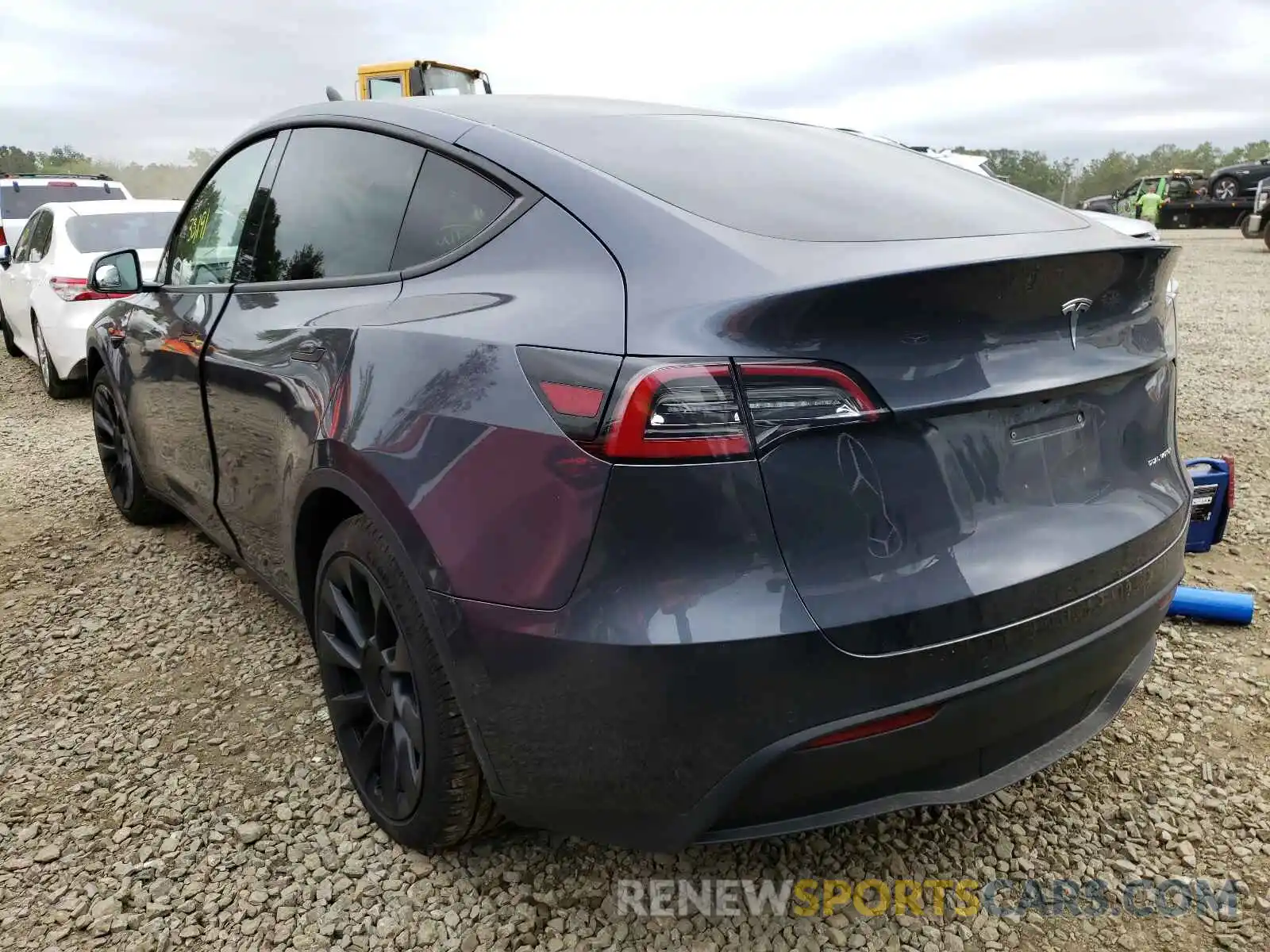 3 Фотография поврежденного автомобиля 5YJYGDEE6LF014601 TESLA MODEL Y 2020