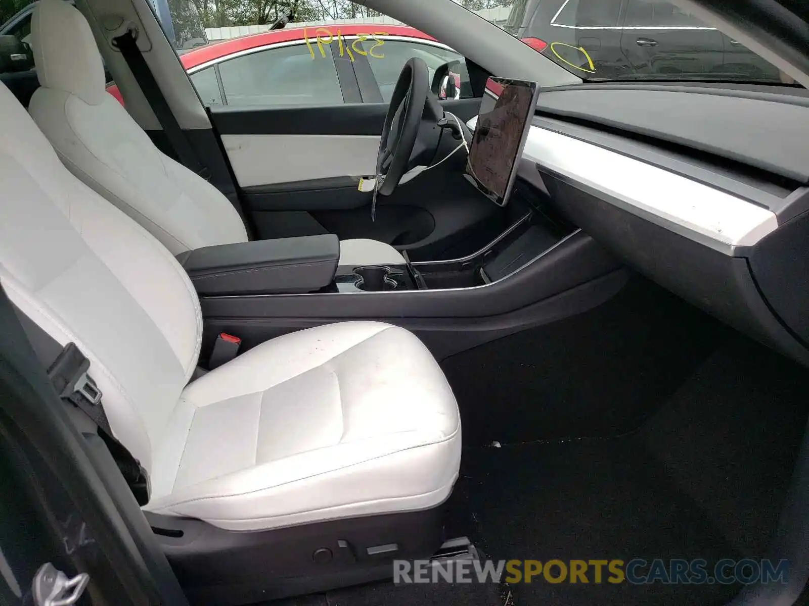 5 Photograph of a damaged car 5YJYGDEE6LF014601 TESLA MODEL Y 2020