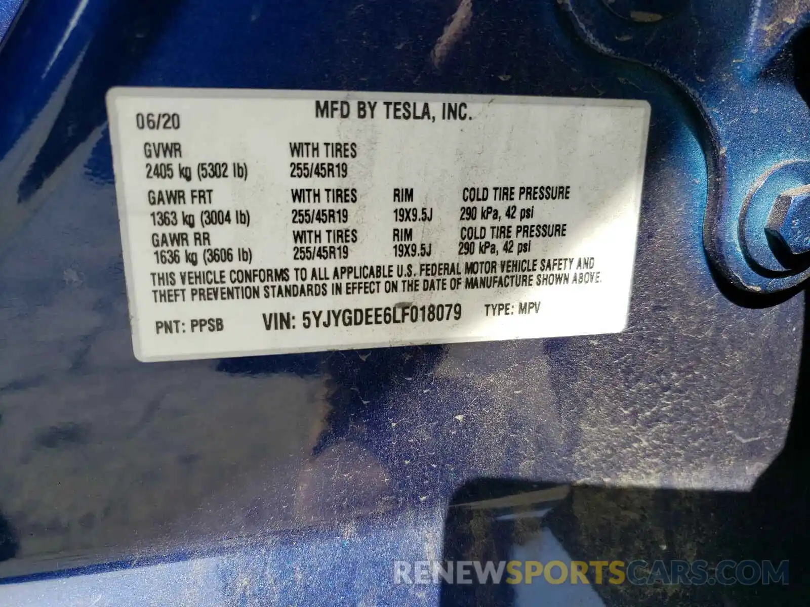 10 Photograph of a damaged car 5YJYGDEE6LF018079 TESLA MODEL Y 2020