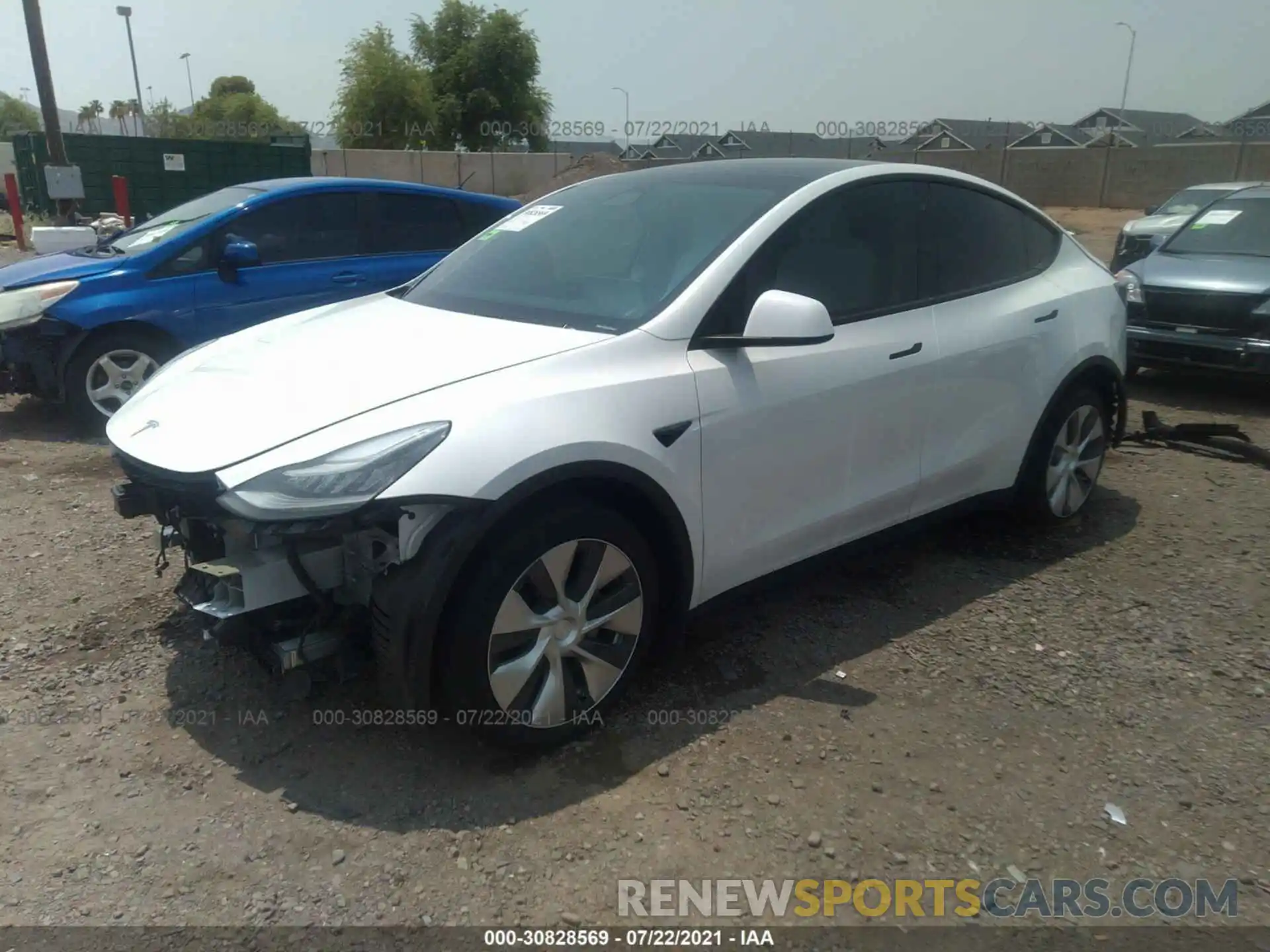 2 Photograph of a damaged car 5YJYGDEE6LF020916 TESLA MODEL Y 2020