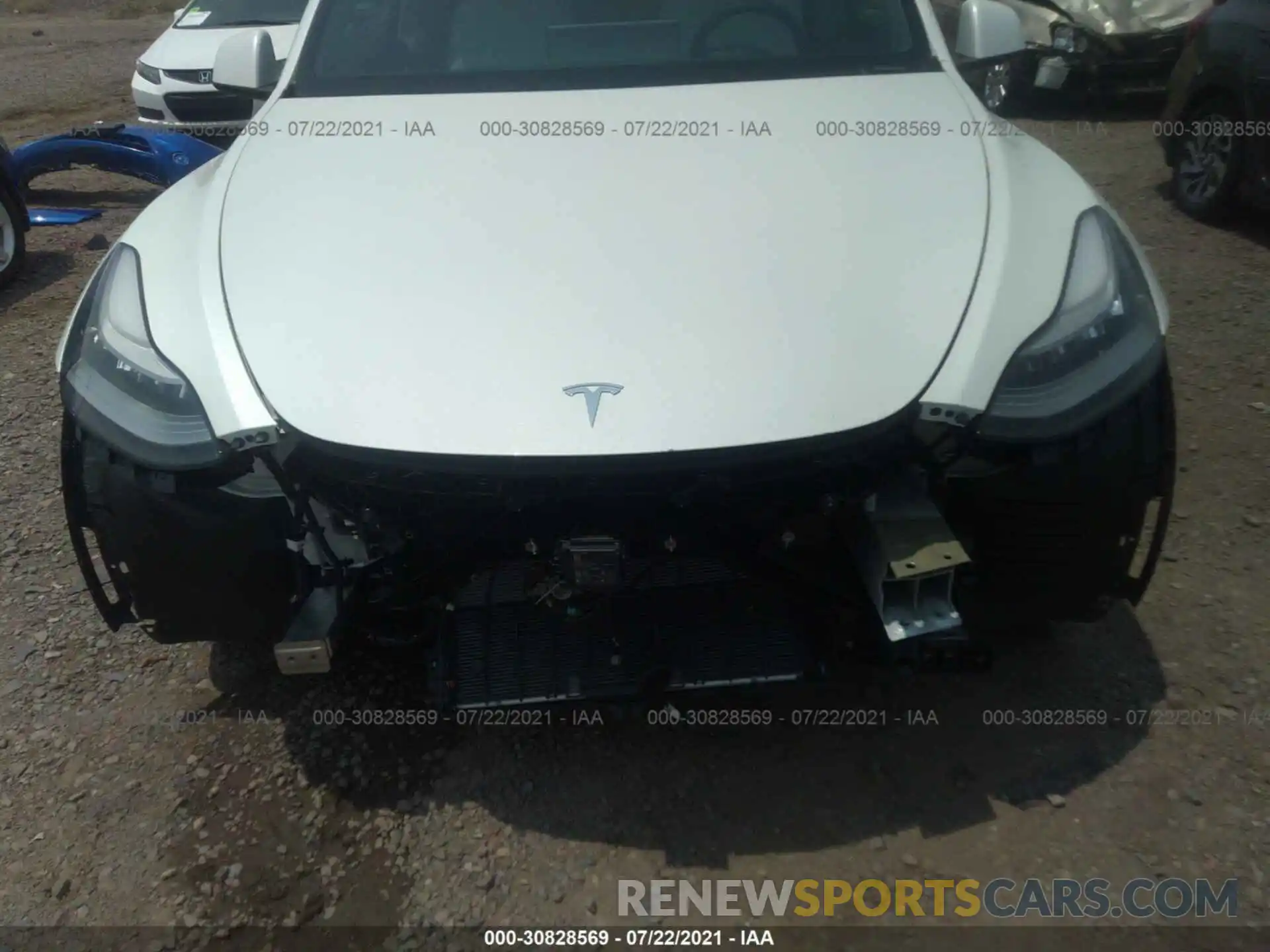 6 Photograph of a damaged car 5YJYGDEE6LF020916 TESLA MODEL Y 2020