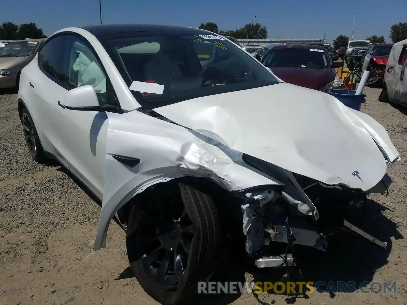 1 Photograph of a damaged car 5YJYGDEE6LF021404 TESLA MODEL Y 2020