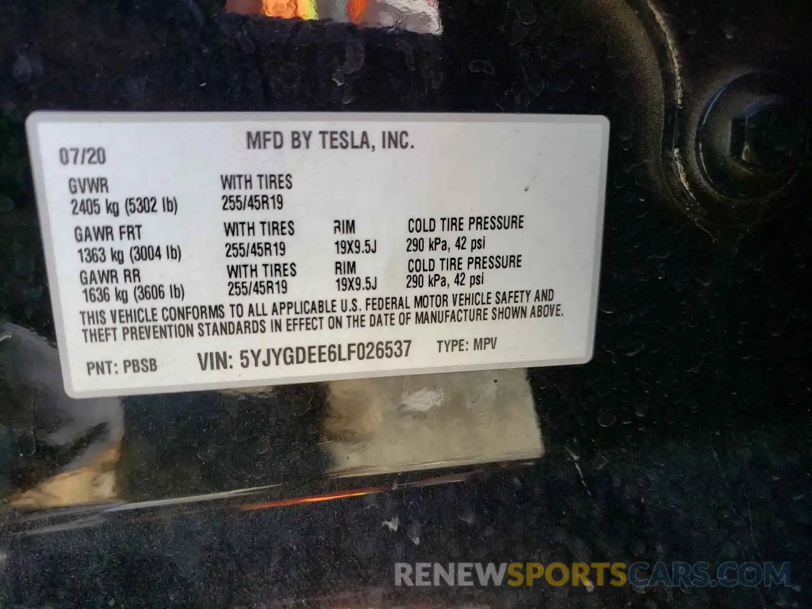 10 Photograph of a damaged car 5YJYGDEE6LF026537 TESLA MODEL Y 2020