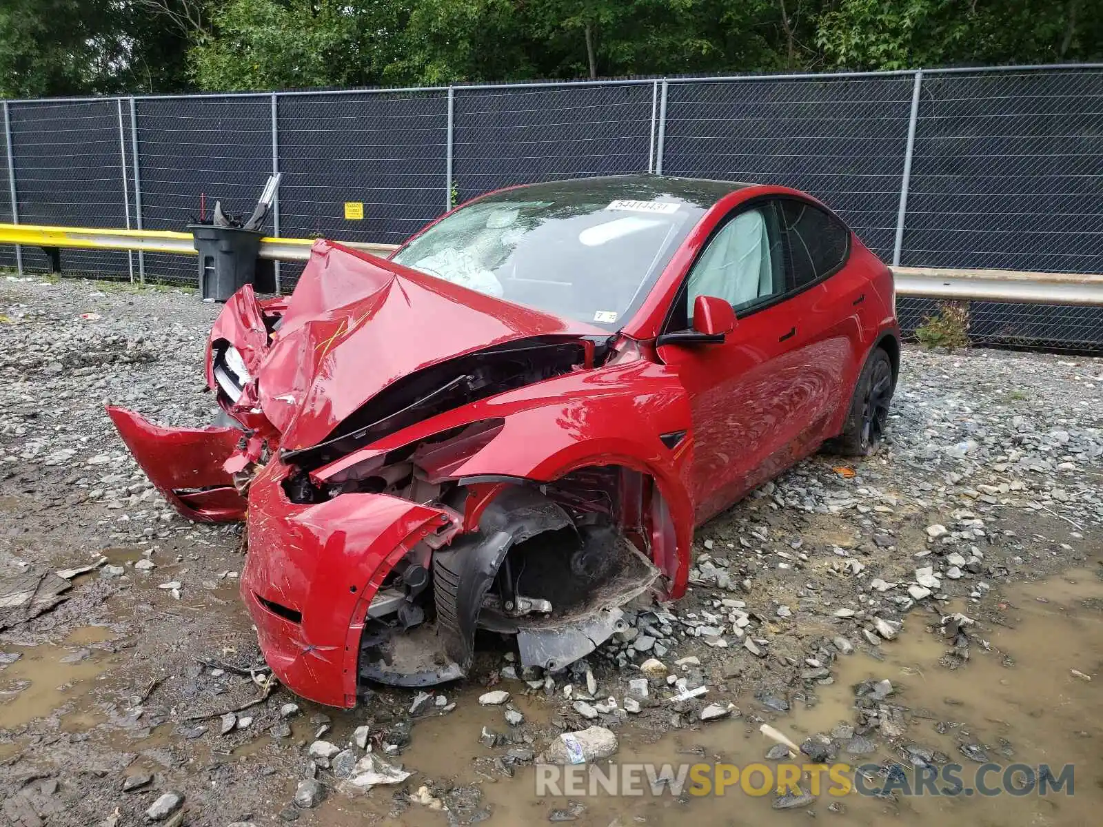 2 Photograph of a damaged car 5YJYGDEE6LF027302 TESLA MODEL Y 2020