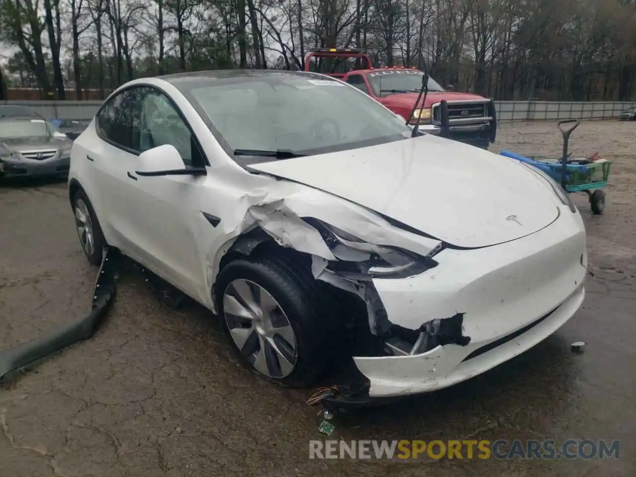 1 Photograph of a damaged car 5YJYGDEE6LF032595 TESLA MODEL Y 2020