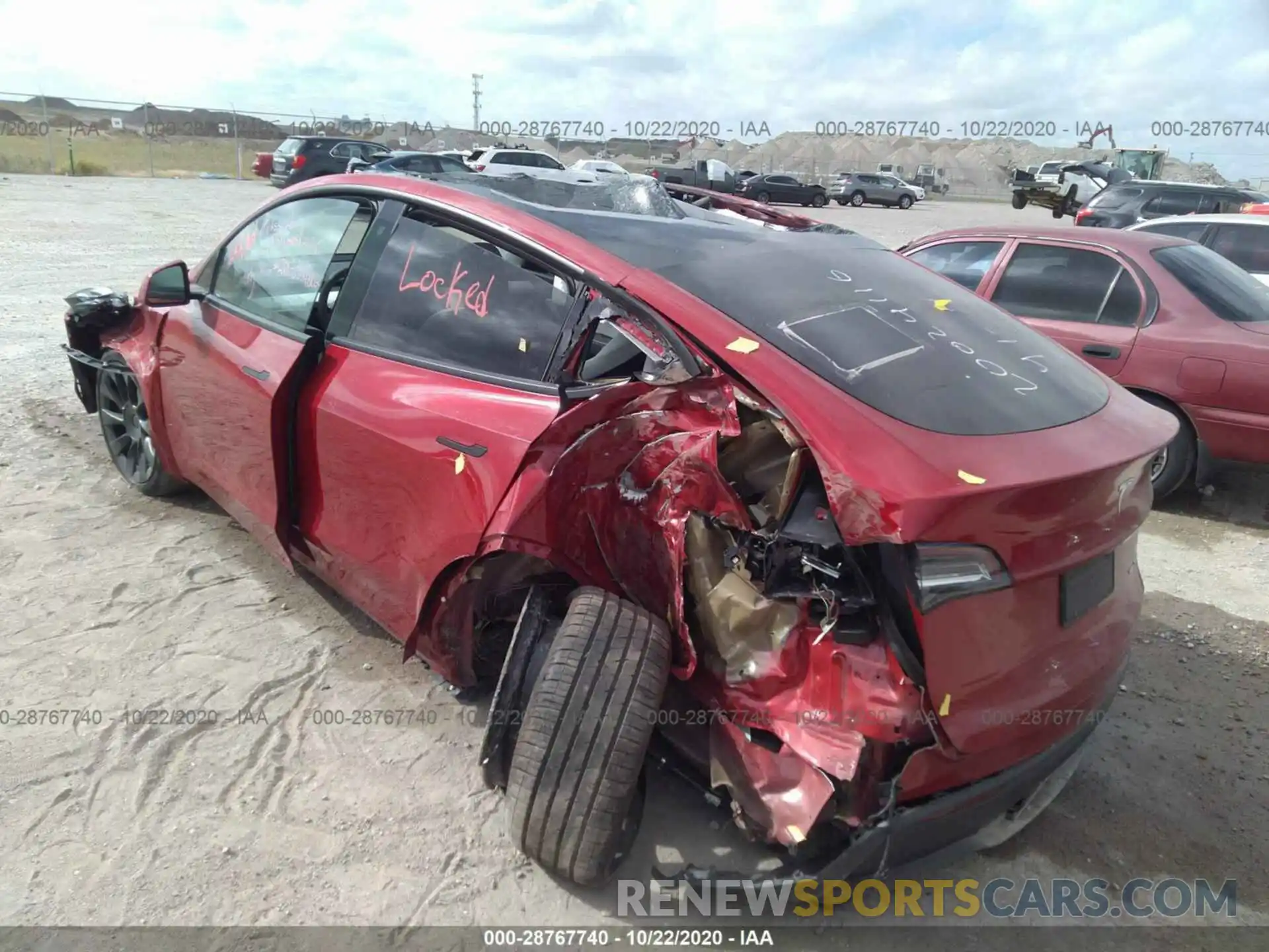 3 Фотография поврежденного автомобиля 5YJYGDEE6LF034718 TESLA MODEL Y 2020