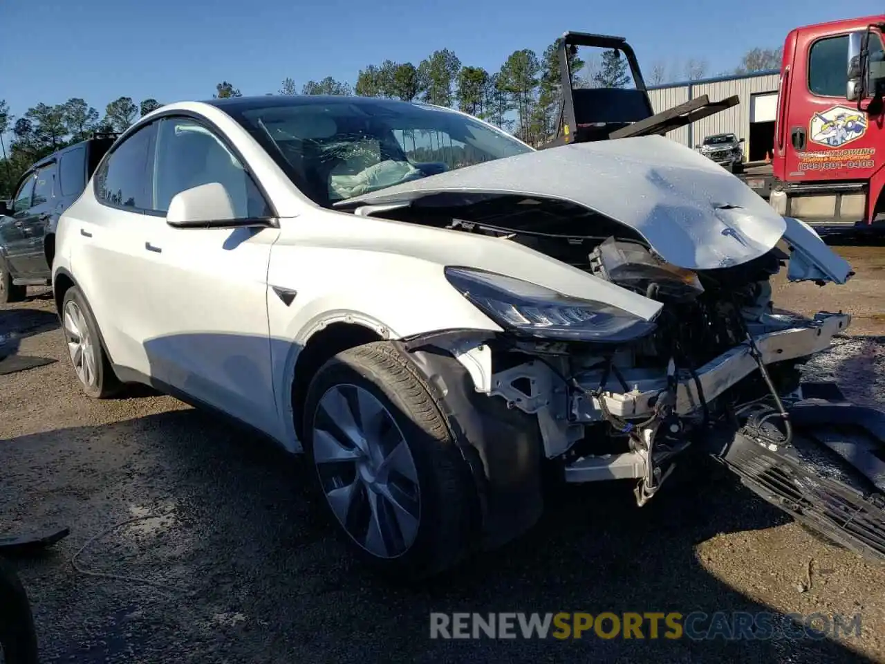 1 Photograph of a damaged car 5YJYGDEE6LF039613 TESLA MODEL Y 2020