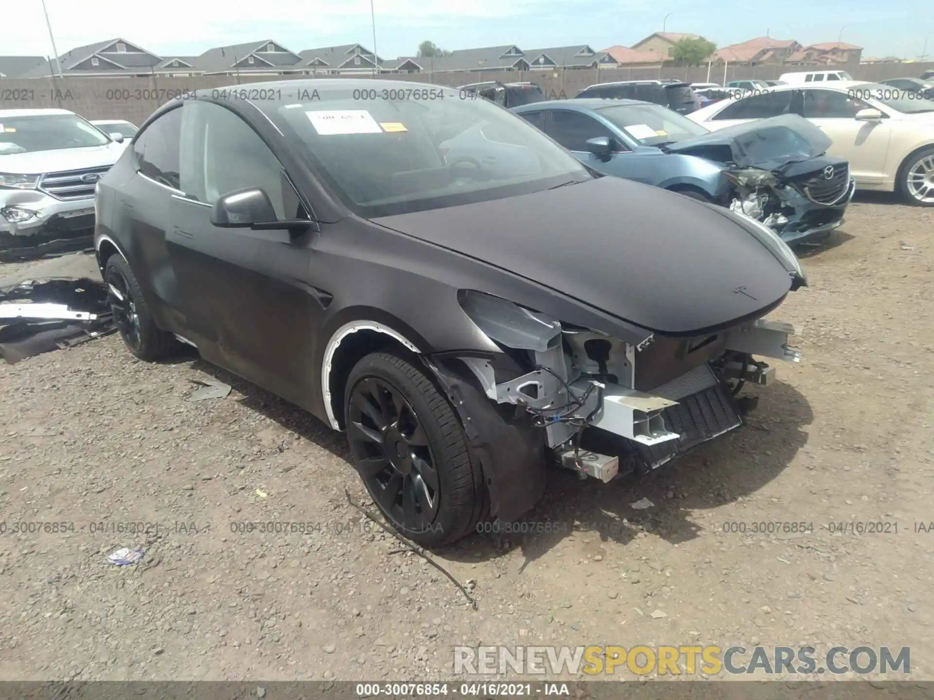 1 Photograph of a damaged car 5YJYGDEE6LF041975 TESLA MODEL Y 2020