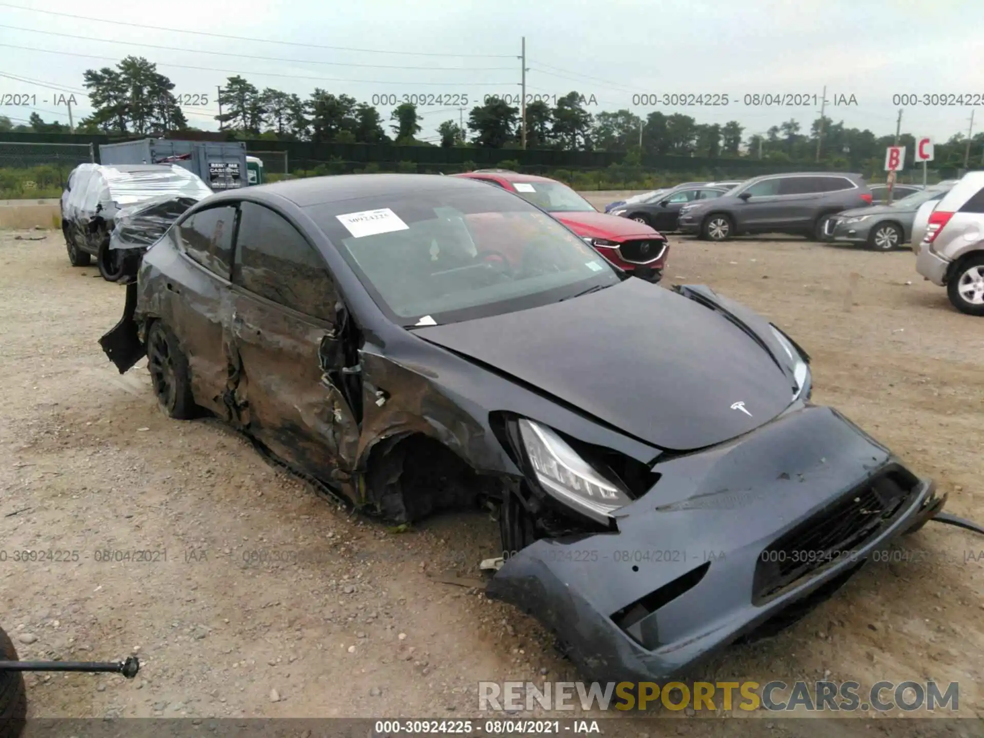 1 Photograph of a damaged car 5YJYGDEE6LF045623 TESLA MODEL Y 2020