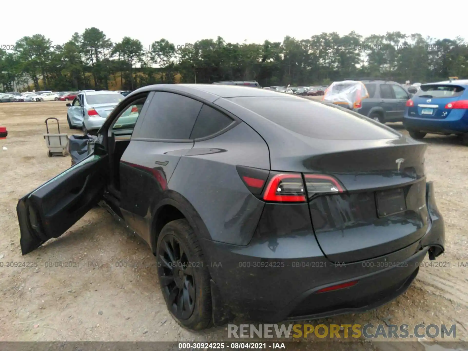 3 Photograph of a damaged car 5YJYGDEE6LF045623 TESLA MODEL Y 2020