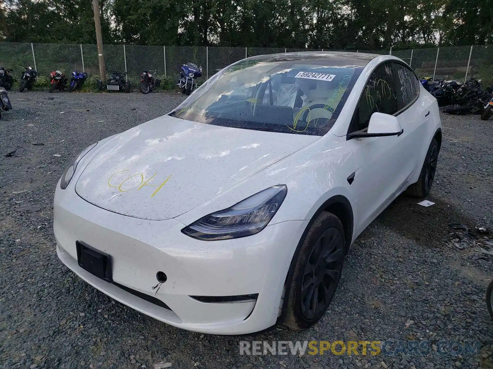 2 Photograph of a damaged car 5YJYGDEE6LF046044 TESLA MODEL Y 2020