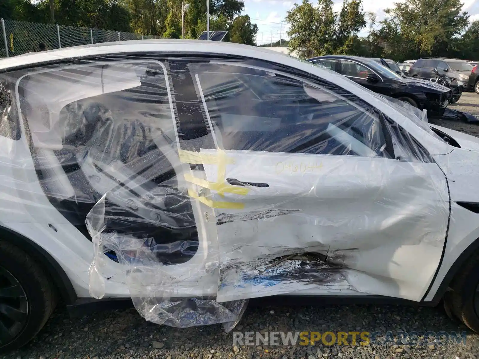 9 Photograph of a damaged car 5YJYGDEE6LF046044 TESLA MODEL Y 2020