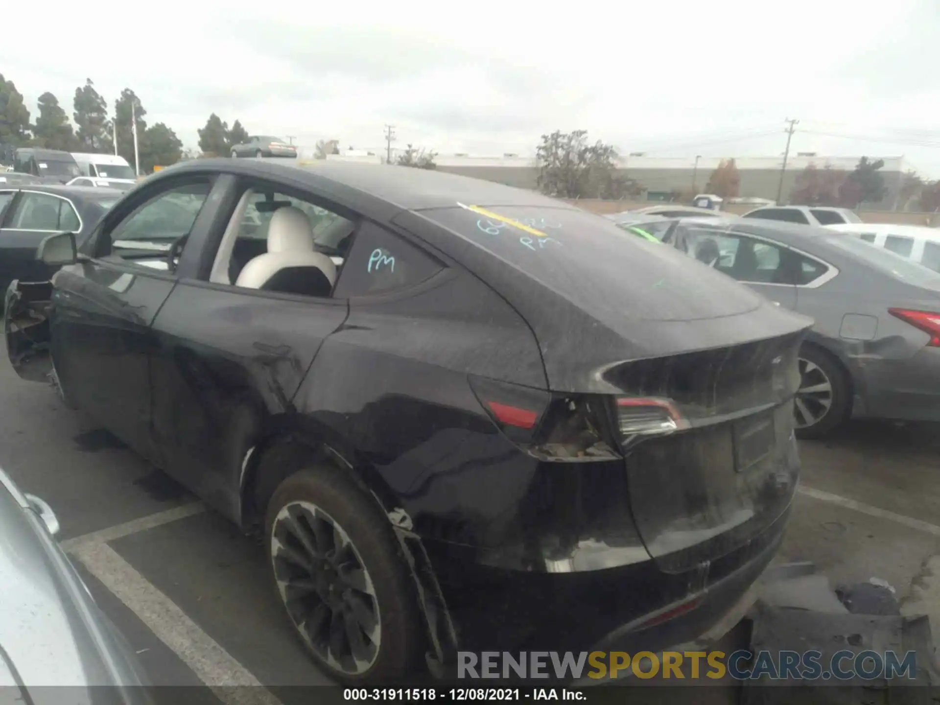 3 Photograph of a damaged car 5YJYGDEE6LF046464 TESLA MODEL Y 2020