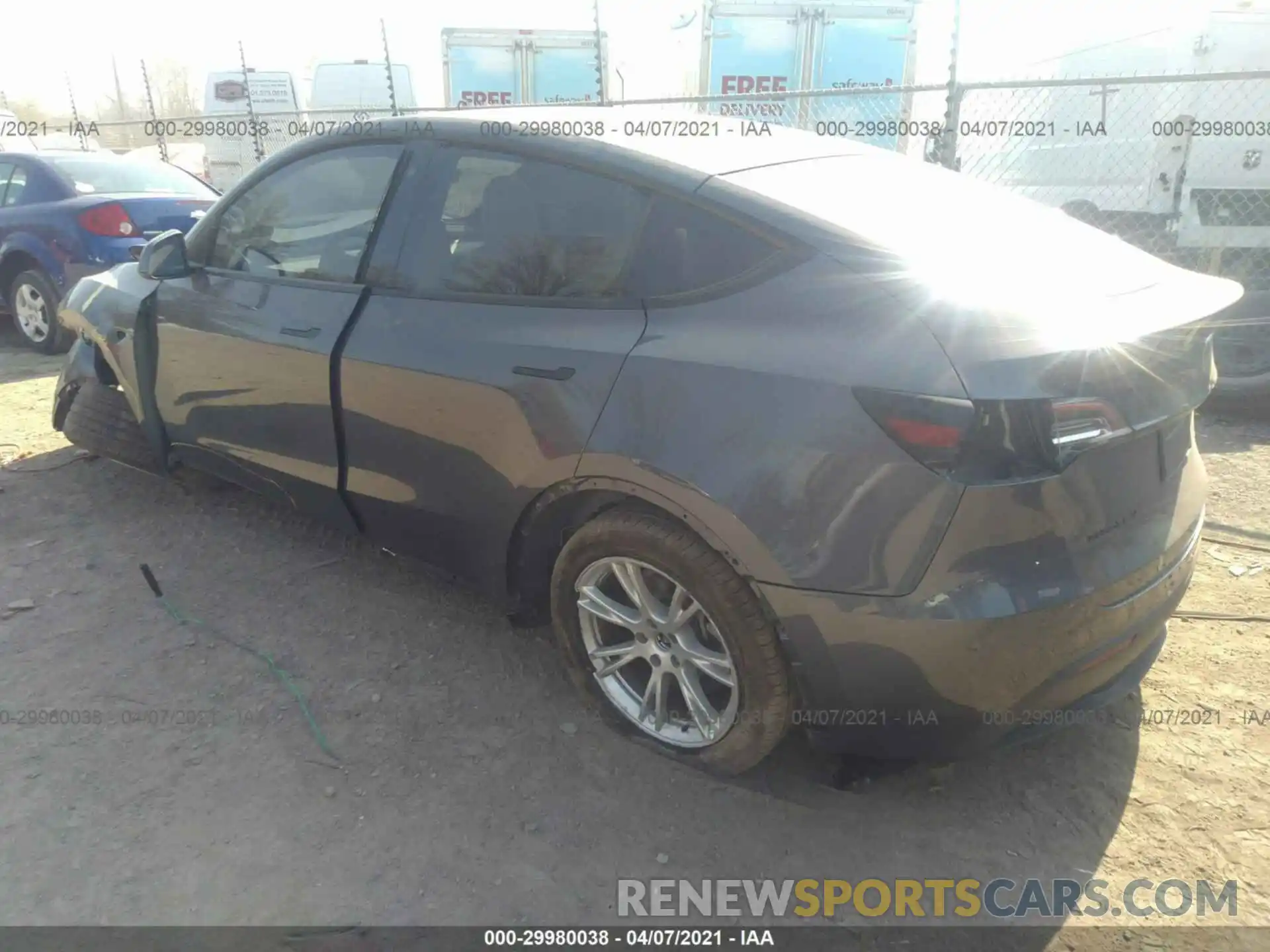 3 Photograph of a damaged car 5YJYGDEE6LF049414 TESLA MODEL Y 2020