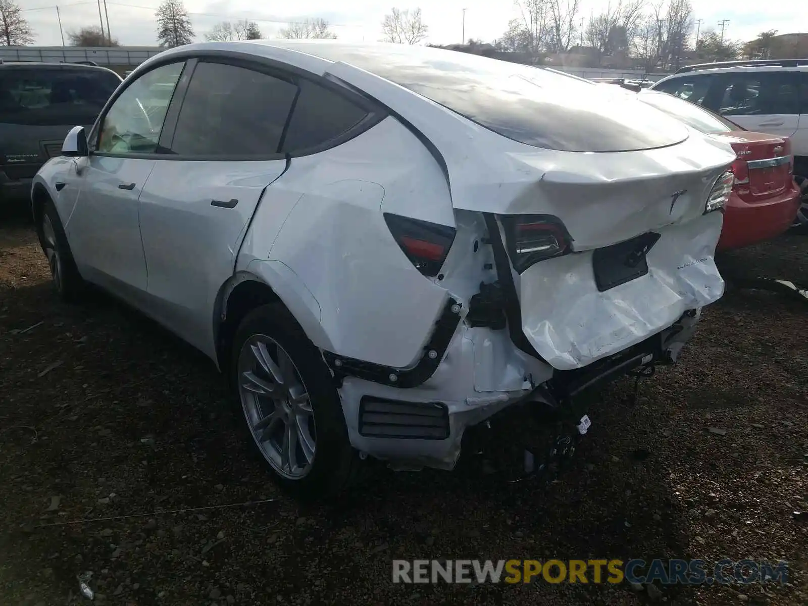 3 Photograph of a damaged car 5YJYGDEE6LF050434 TESLA MODEL Y 2020