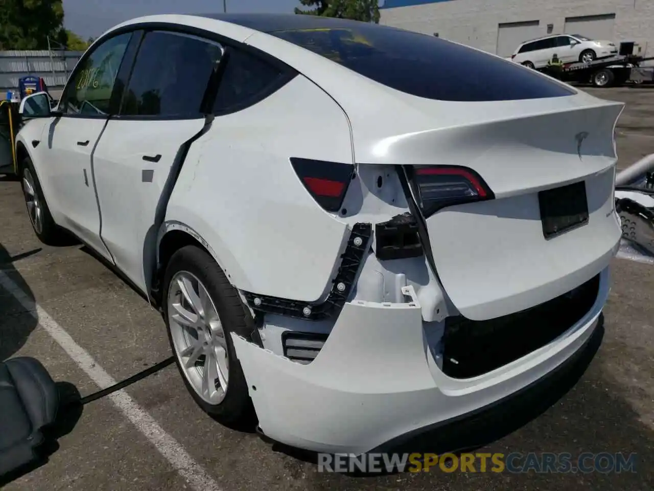 3 Photograph of a damaged car 5YJYGDEE6LF051051 TESLA MODEL Y 2020