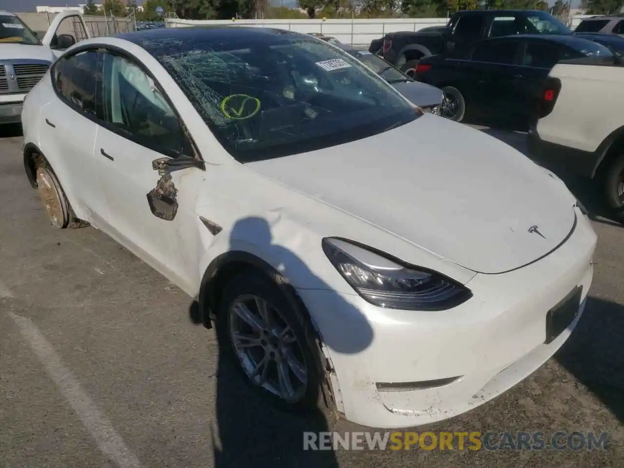 1 Photograph of a damaged car 5YJYGDEE6LF054547 TESLA MODEL Y 2020