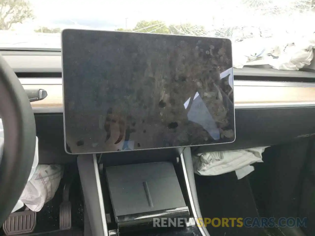 9 Photograph of a damaged car 5YJYGDEE6LF054676 TESLA MODEL Y 2020