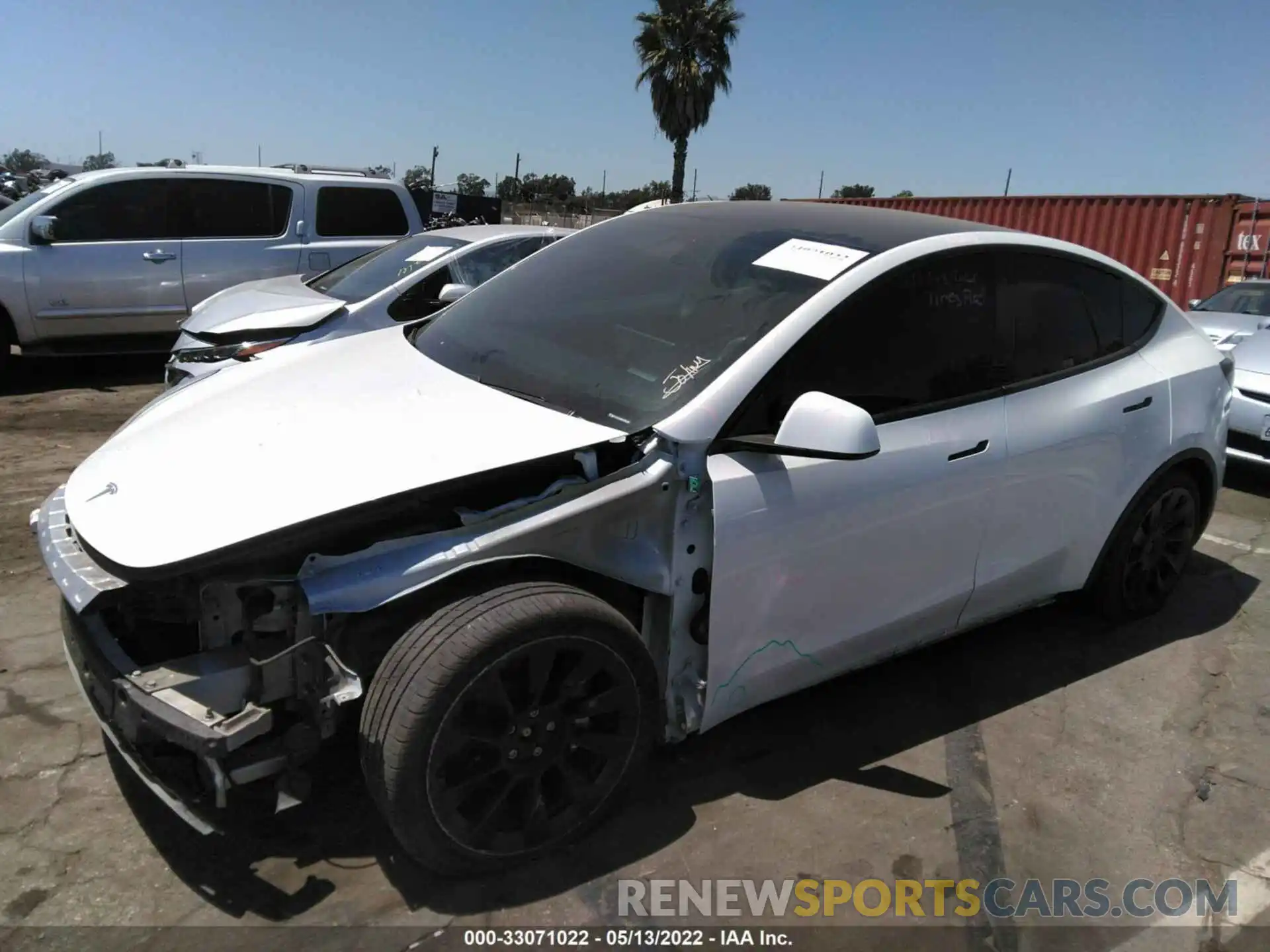 2 Photograph of a damaged car 5YJYGDEE6LF055052 TESLA MODEL Y 2020