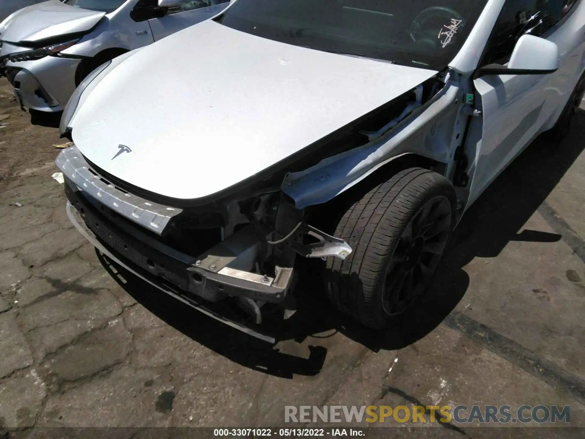 6 Photograph of a damaged car 5YJYGDEE6LF055052 TESLA MODEL Y 2020