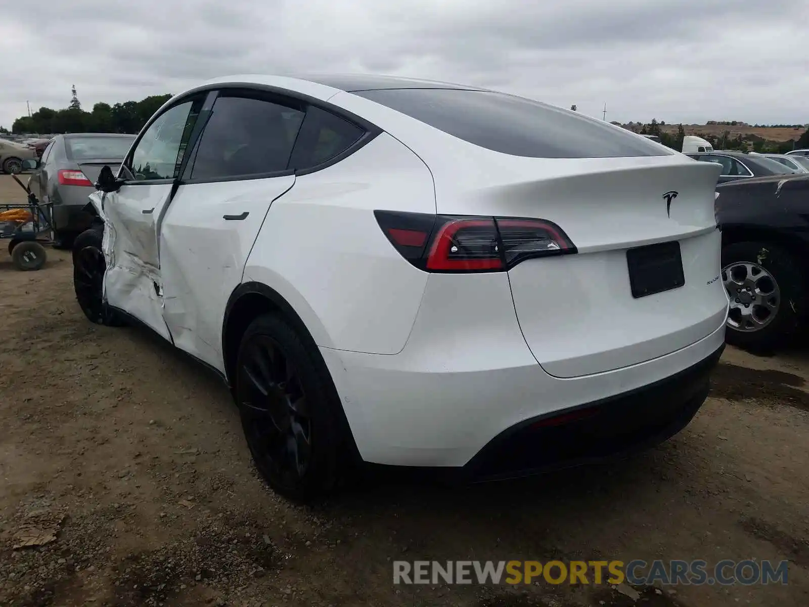 3 Photograph of a damaged car 5YJYGDEE6LF059280 TESLA MODEL Y 2020