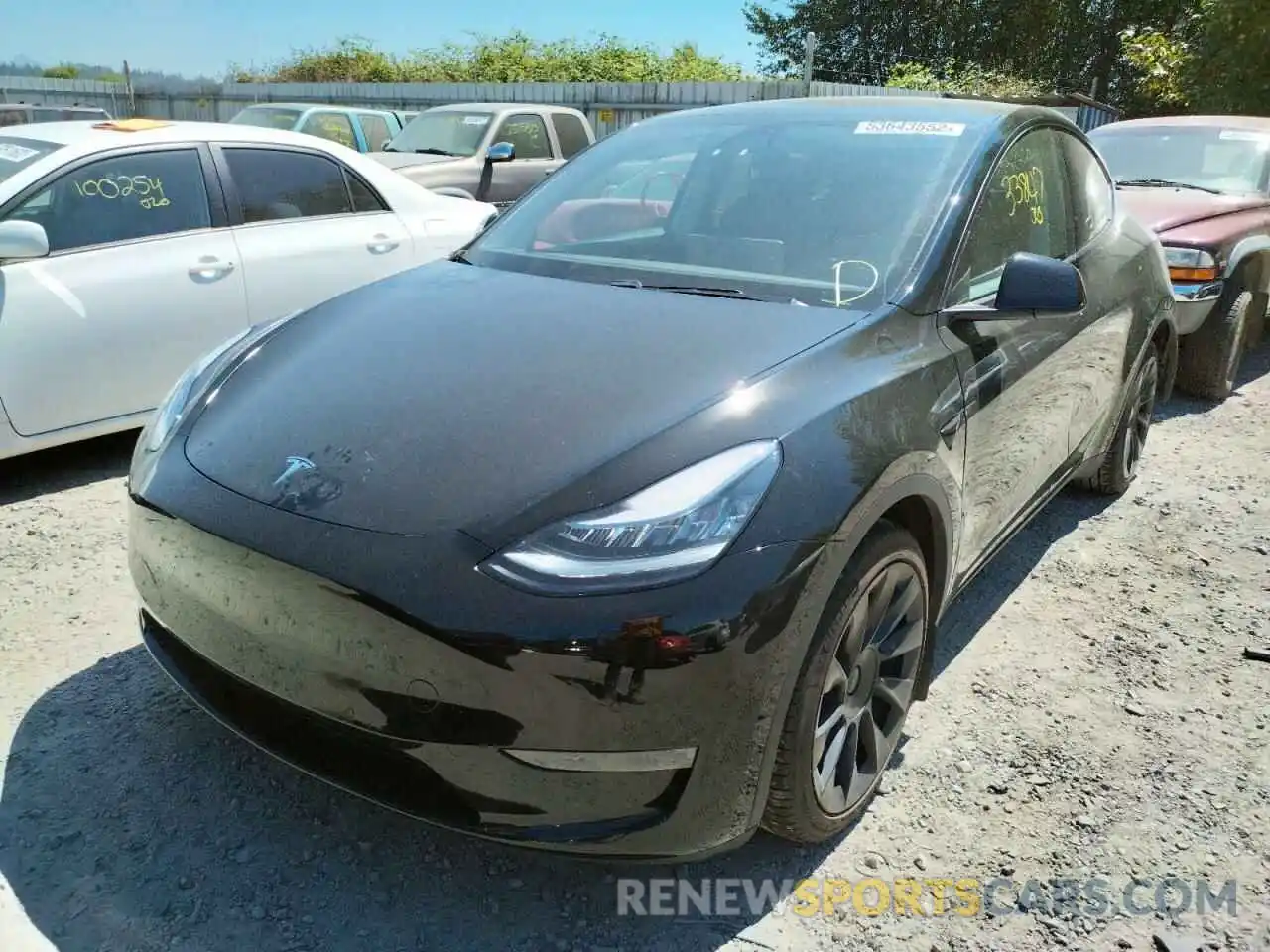 2 Photograph of a damaged car 5YJYGDEE6LF059635 TESLA MODEL Y 2020