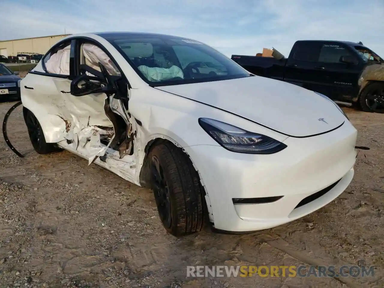 1 Photograph of a damaged car 5YJYGDEE7LF014588 TESLA MODEL Y 2020