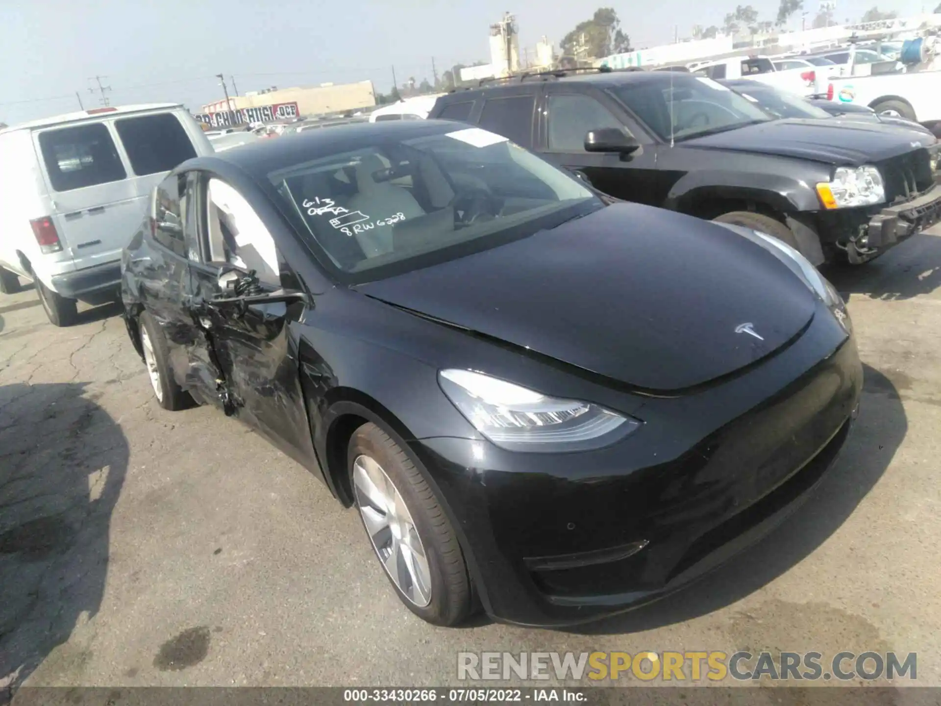 1 Фотография поврежденного автомобиля 5YJYGDEE7LF016096 TESLA MODEL Y 2020