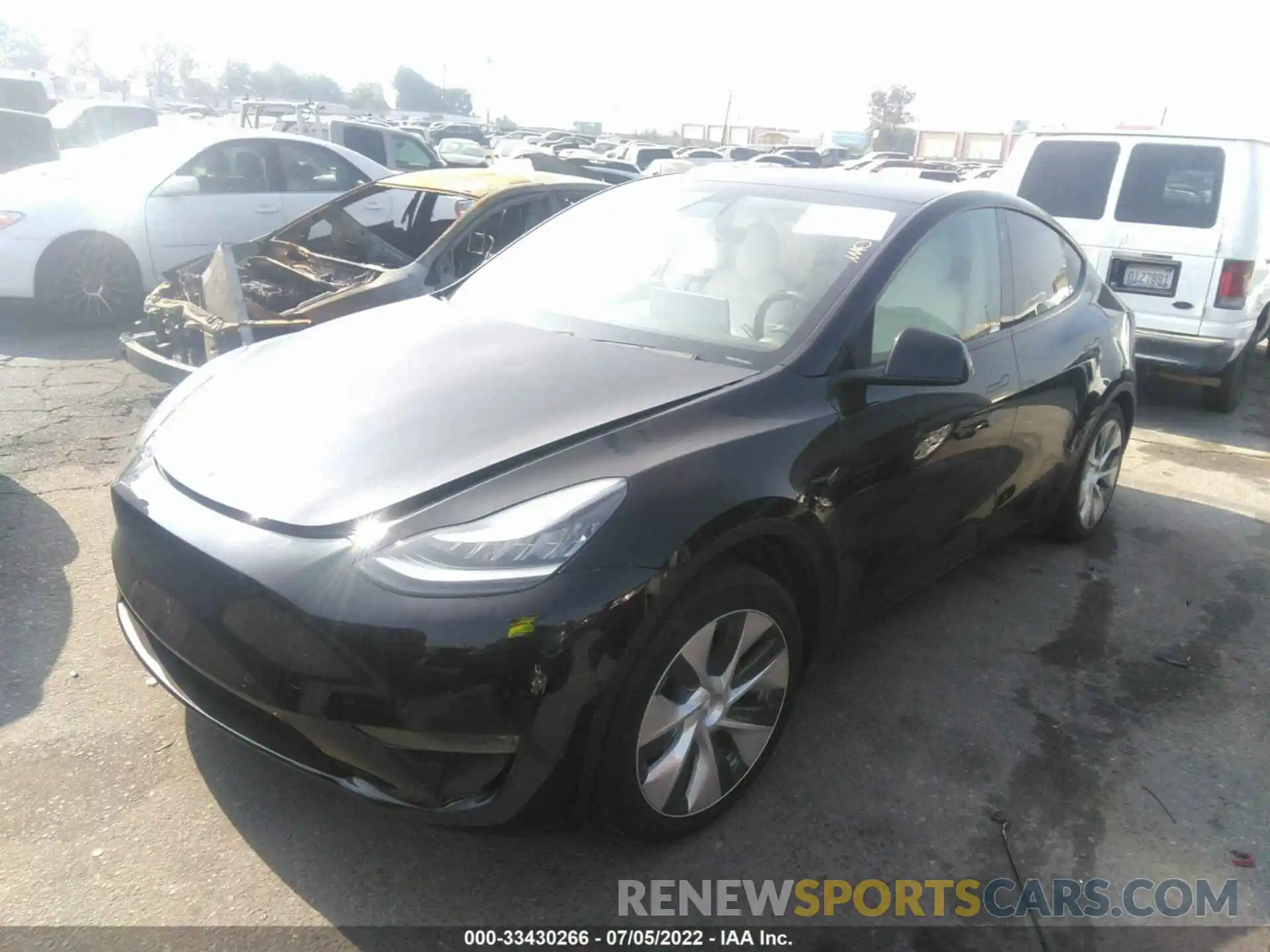 2 Фотография поврежденного автомобиля 5YJYGDEE7LF016096 TESLA MODEL Y 2020