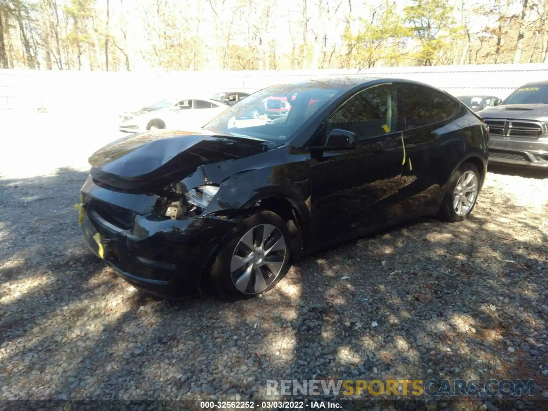 2 Photograph of a damaged car 5YJYGDEE7LF016115 TESLA MODEL Y 2020