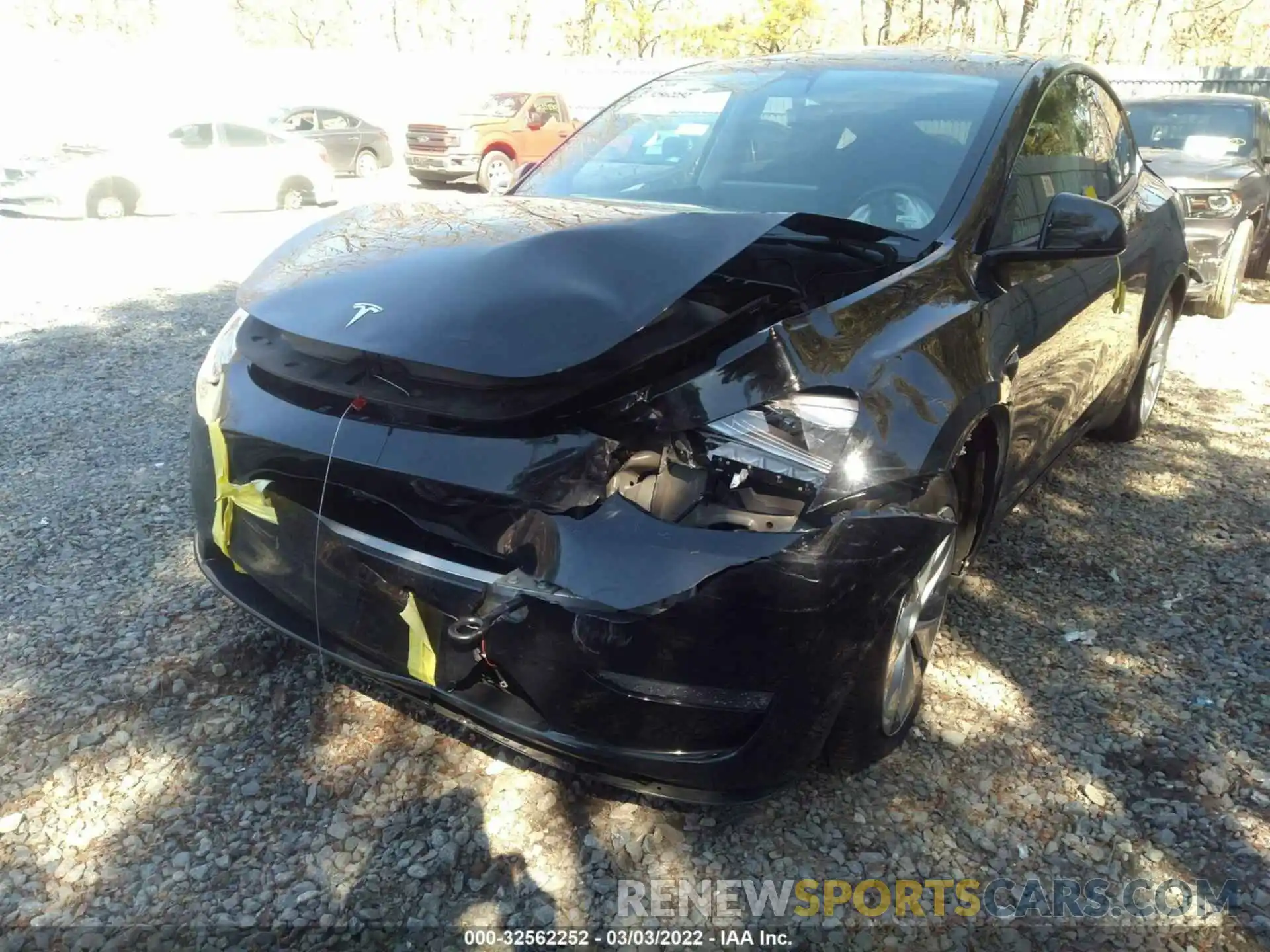 6 Photograph of a damaged car 5YJYGDEE7LF016115 TESLA MODEL Y 2020